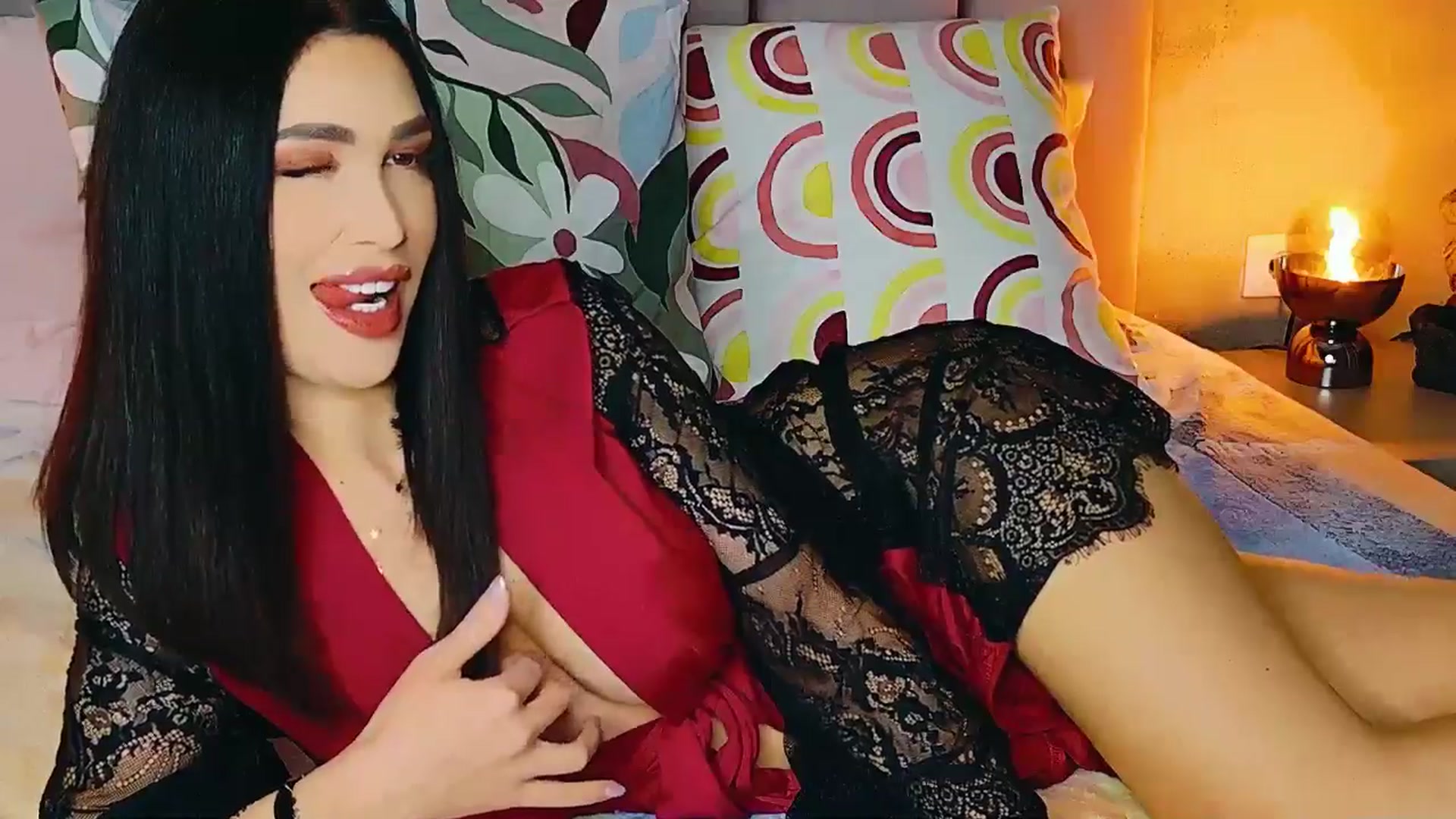 Gallery image thumbnail from AllisonDesire's myfreecams stream on, 01/18/2025, 19:34 image 8 of 20