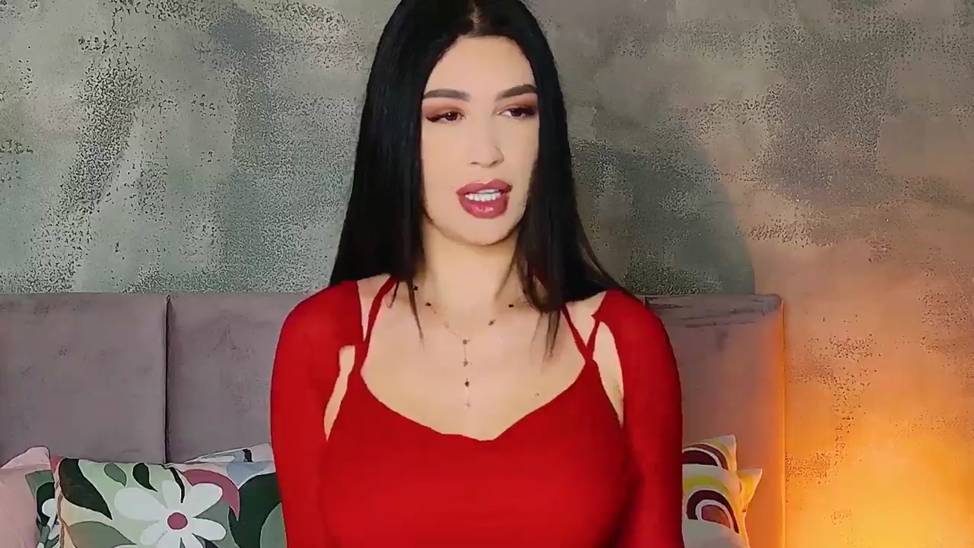 Gallery image thumbnail from AllisonDesire's myfreecams stream on, 01/21/2025, 18:53 image 17 of 20