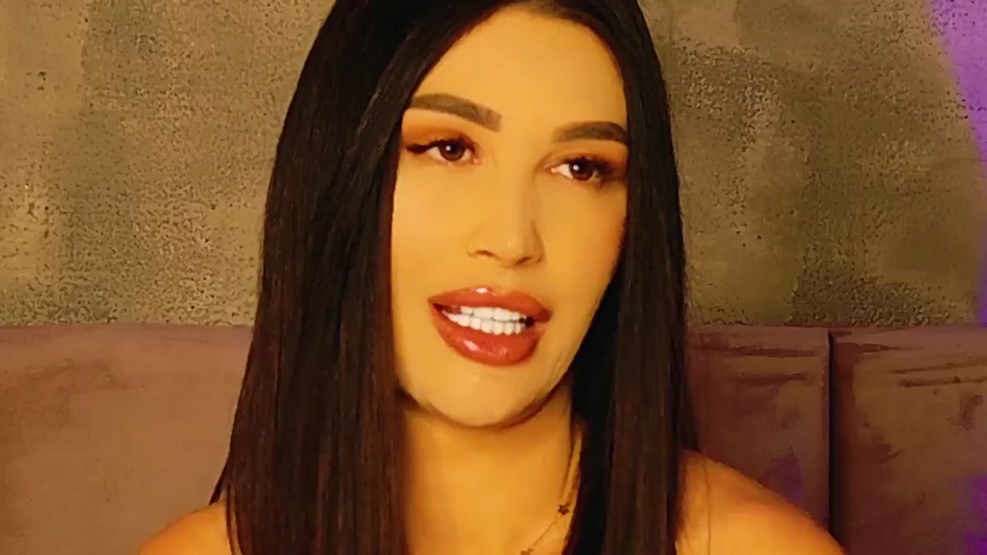 Gallery image thumbnail from AllisonDesire's myfreecams stream on, 02/07/2025, 21:47 image 7 of 20