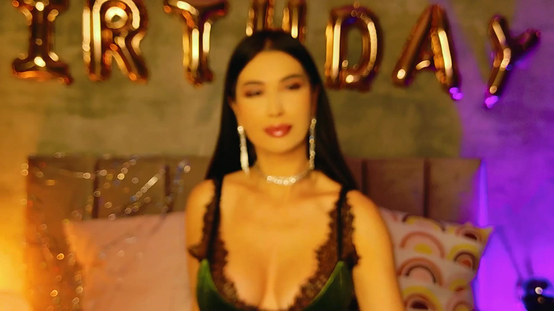 Gallery image thumbnail from AllisonDesire's myfreecams stream on, 02/08/2025, 22:00 image 13 of 20