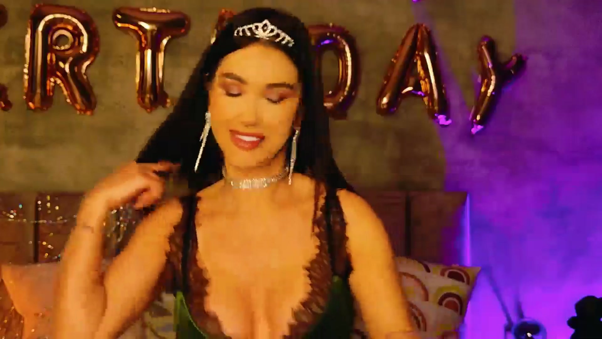 Gallery image thumbnail from AllisonDesire's myfreecams stream on, 02/09/2025, 24:14 image 16 of 20
