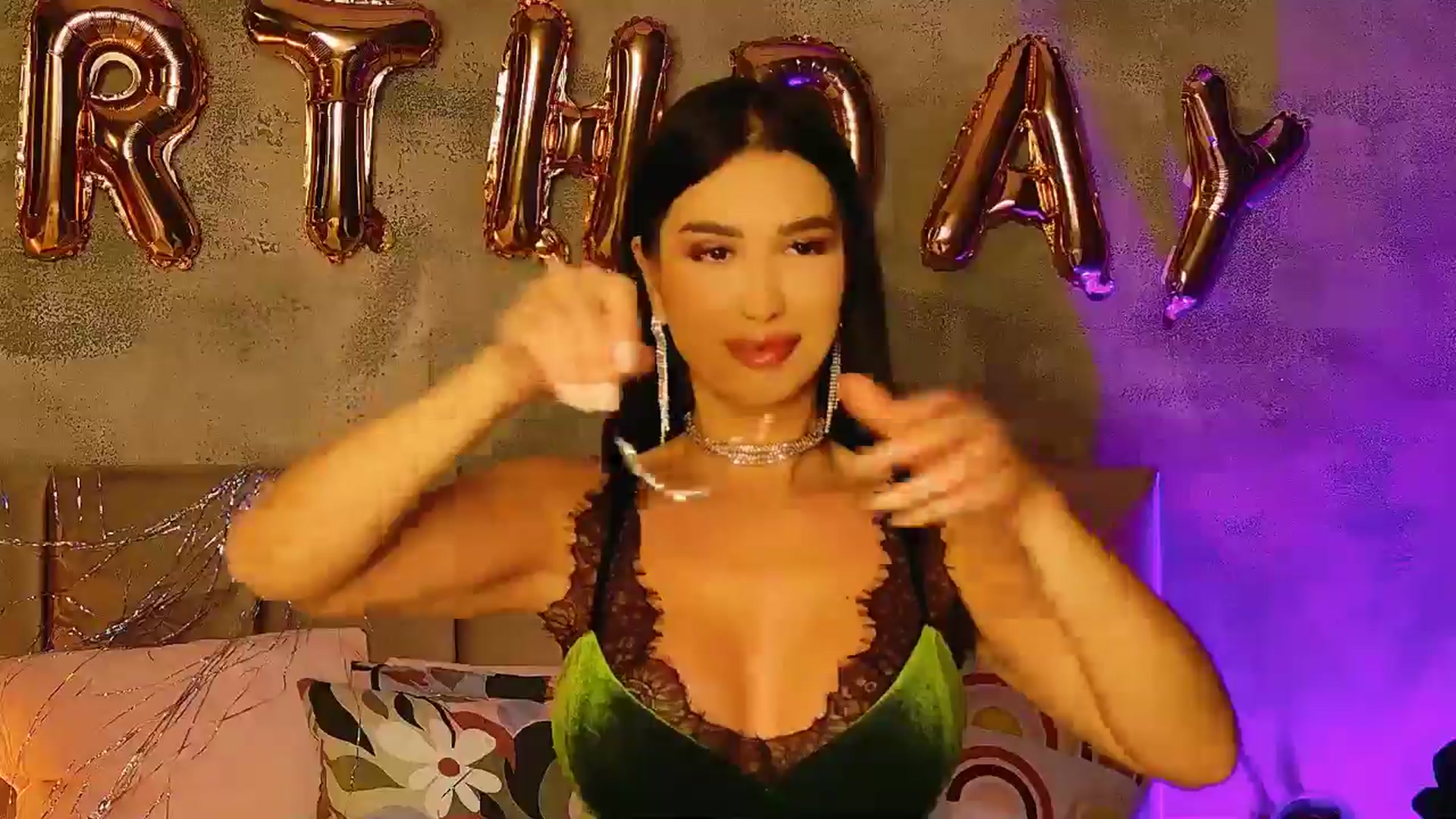 Gallery image thumbnail from AllisonDesire's myfreecams stream on, 02/09/2025, 24:14 image 13 of 20