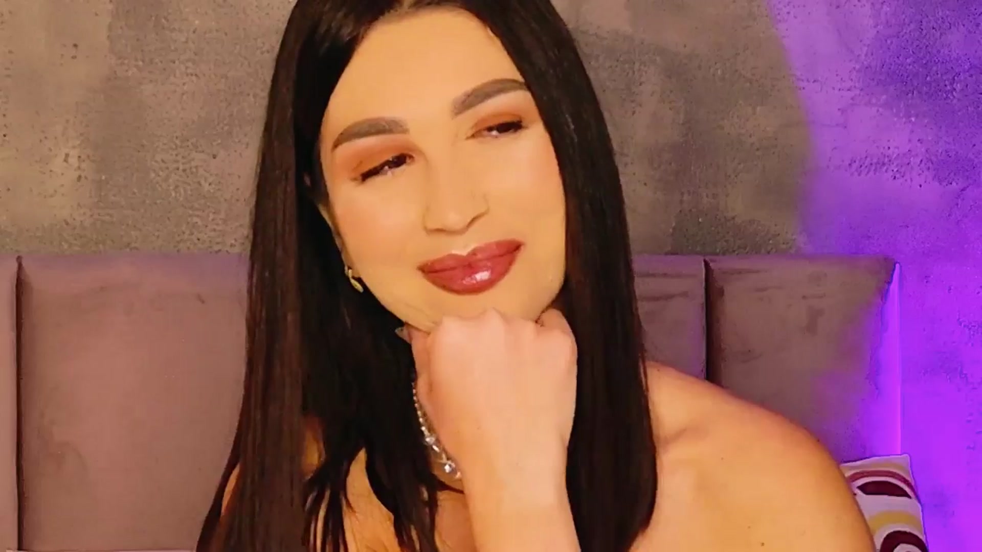 Gallery image thumbnail from AllisonDesire's myfreecams stream on, 02/26/2025, 22:01 image 6 of 20
