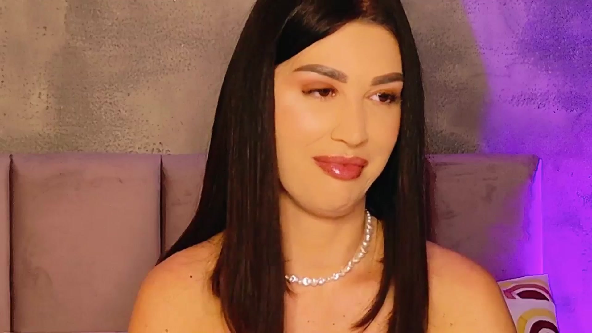 Gallery image thumbnail from AllisonDesire's myfreecams stream on, 02/26/2025, 22:01 image 12 of 20
