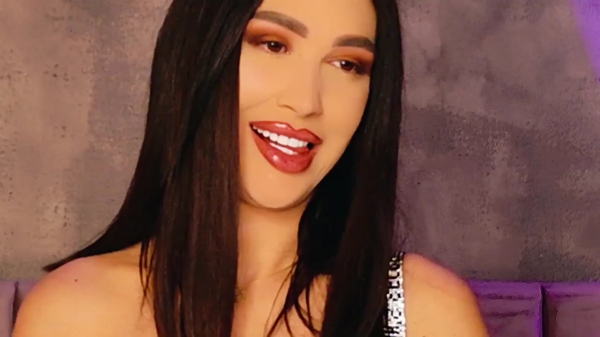 Gallery image thumbnail from AllisonDesire's myfreecams stream on, 03/15/2025, 20:10 image 13 of 20