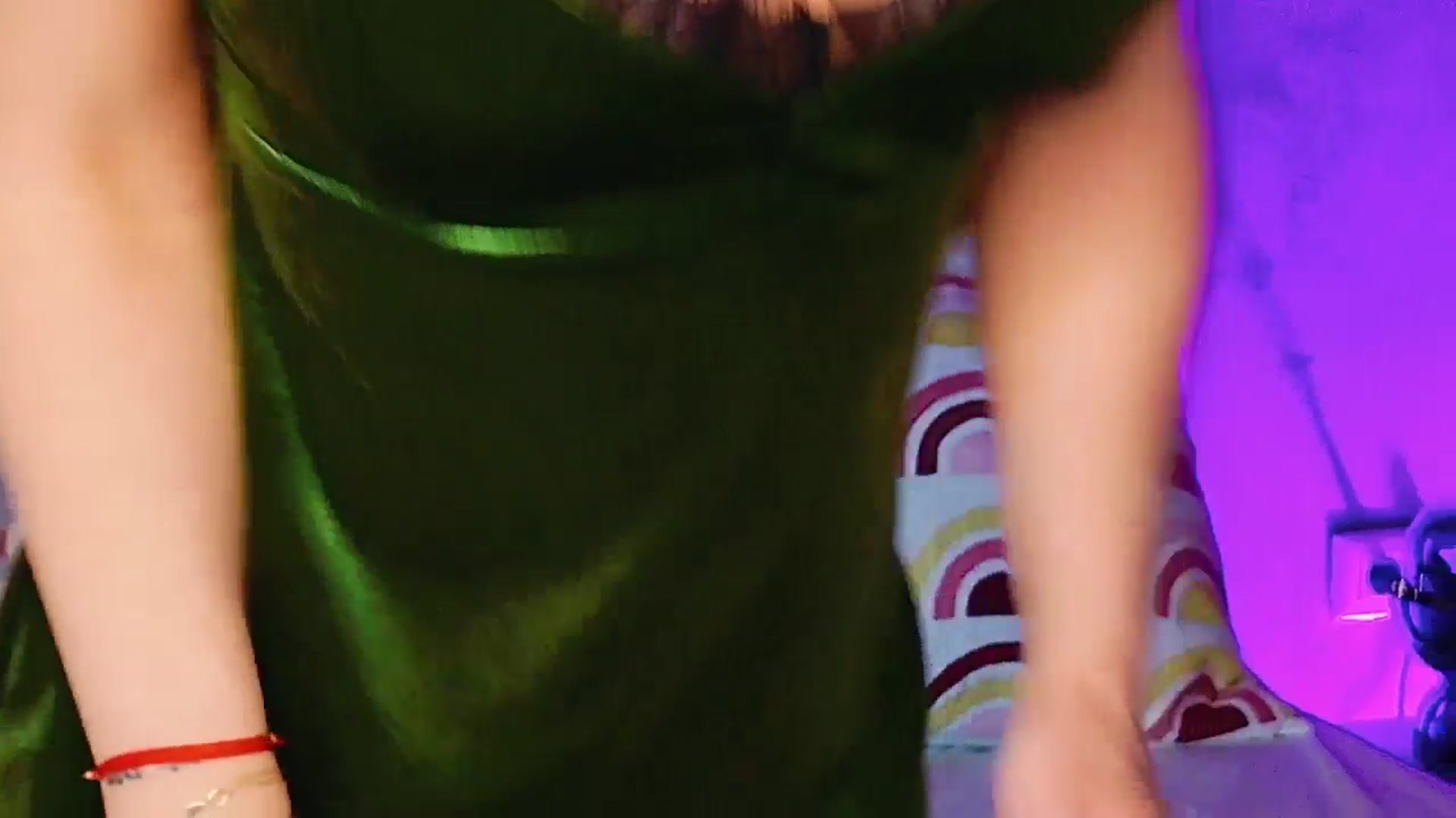 Gallery image thumbnail from AllisonDesire's myfreecams stream on, 04/20/2025, 16:08 image 9 of 20