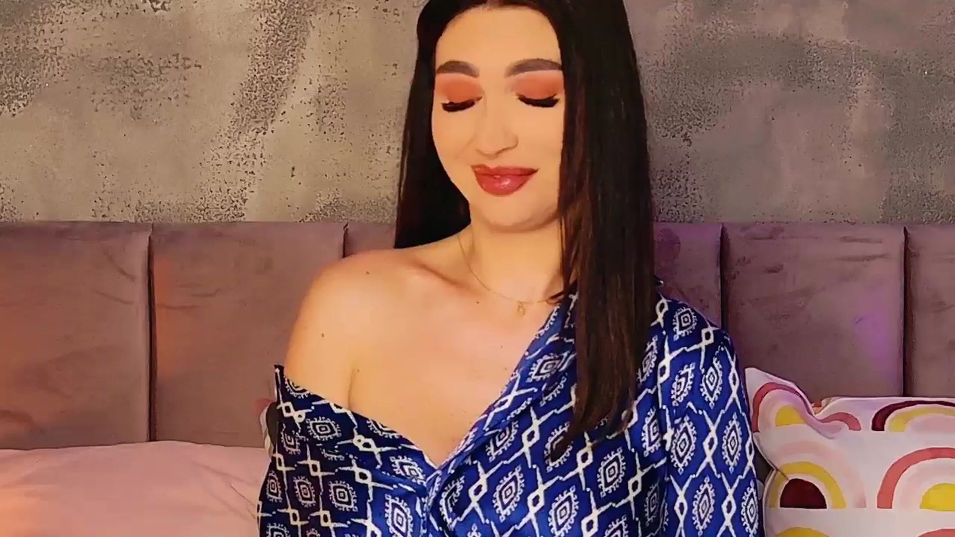Gallery image thumbnail from AllisonDesire's myfreecams stream on, 04/26/2025, 16:48 image 19 of 20