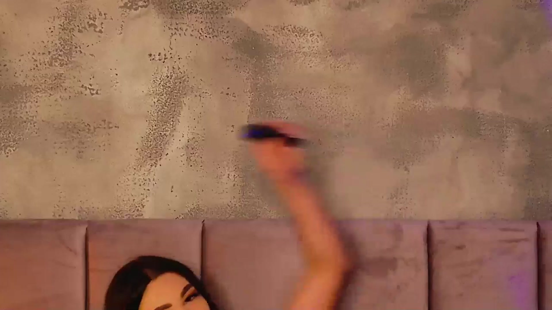 Gallery image thumbnail from AllisonDesire's myfreecams stream on, 04/26/2025, 20:29 image 4 of 20