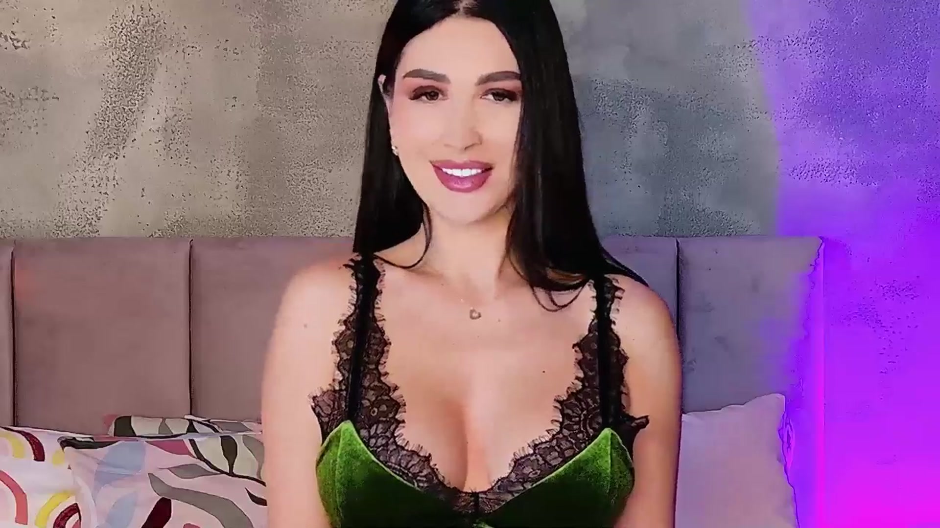 Gallery image thumbnail from AllisonDesire's myfreecams stream on, 07/13/2025, 09:03 image 17 of 20