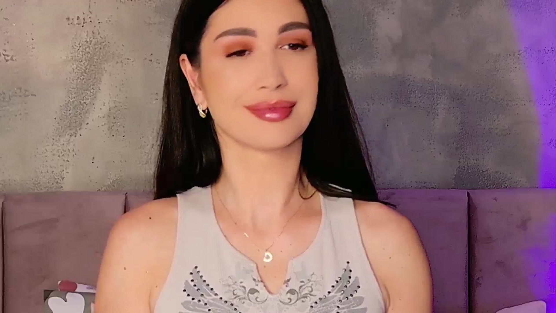 Gallery image thumbnail from AllisonDesire's myfreecams stream on, 07/19/2025, 10:14 image 10 of 20