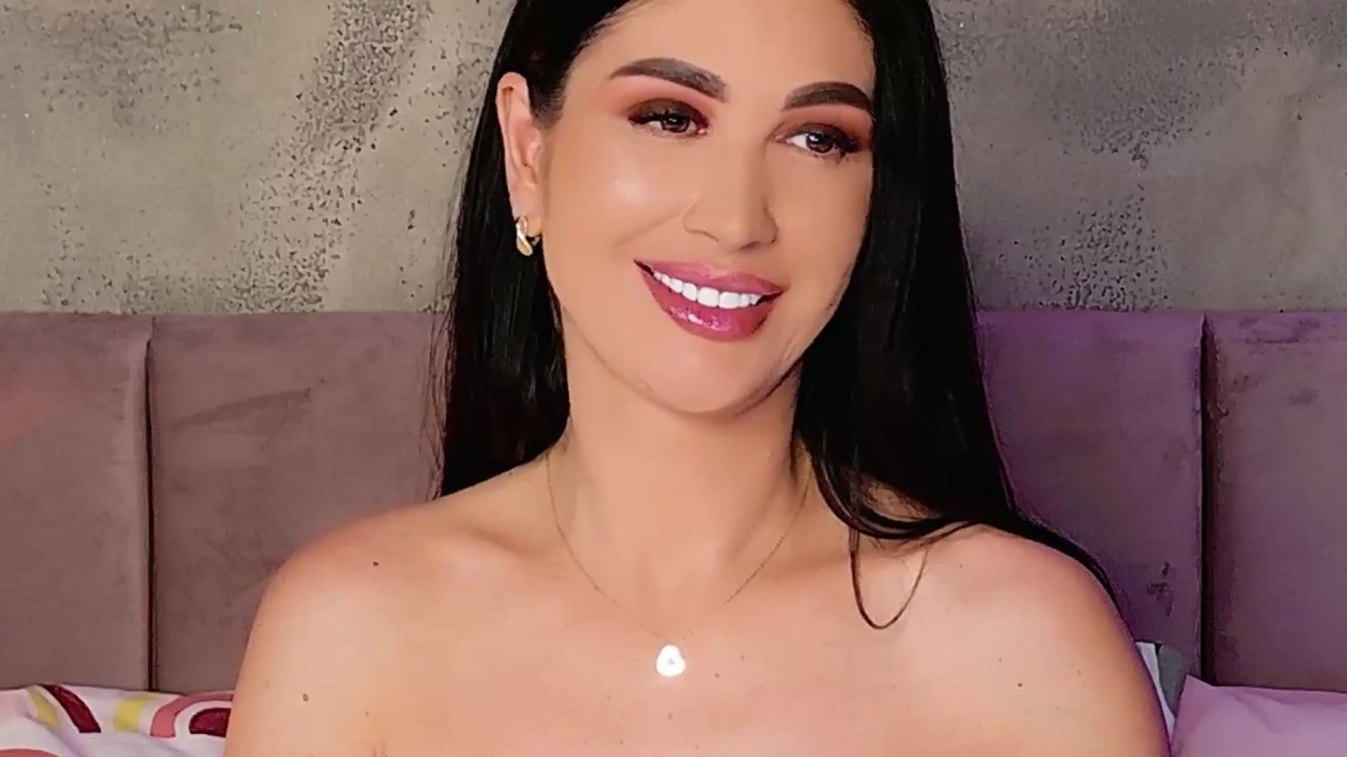 Gallery image thumbnail from AllisonDesire's myfreecams stream on, 07/20/2025, 12:07 image 5 of 20