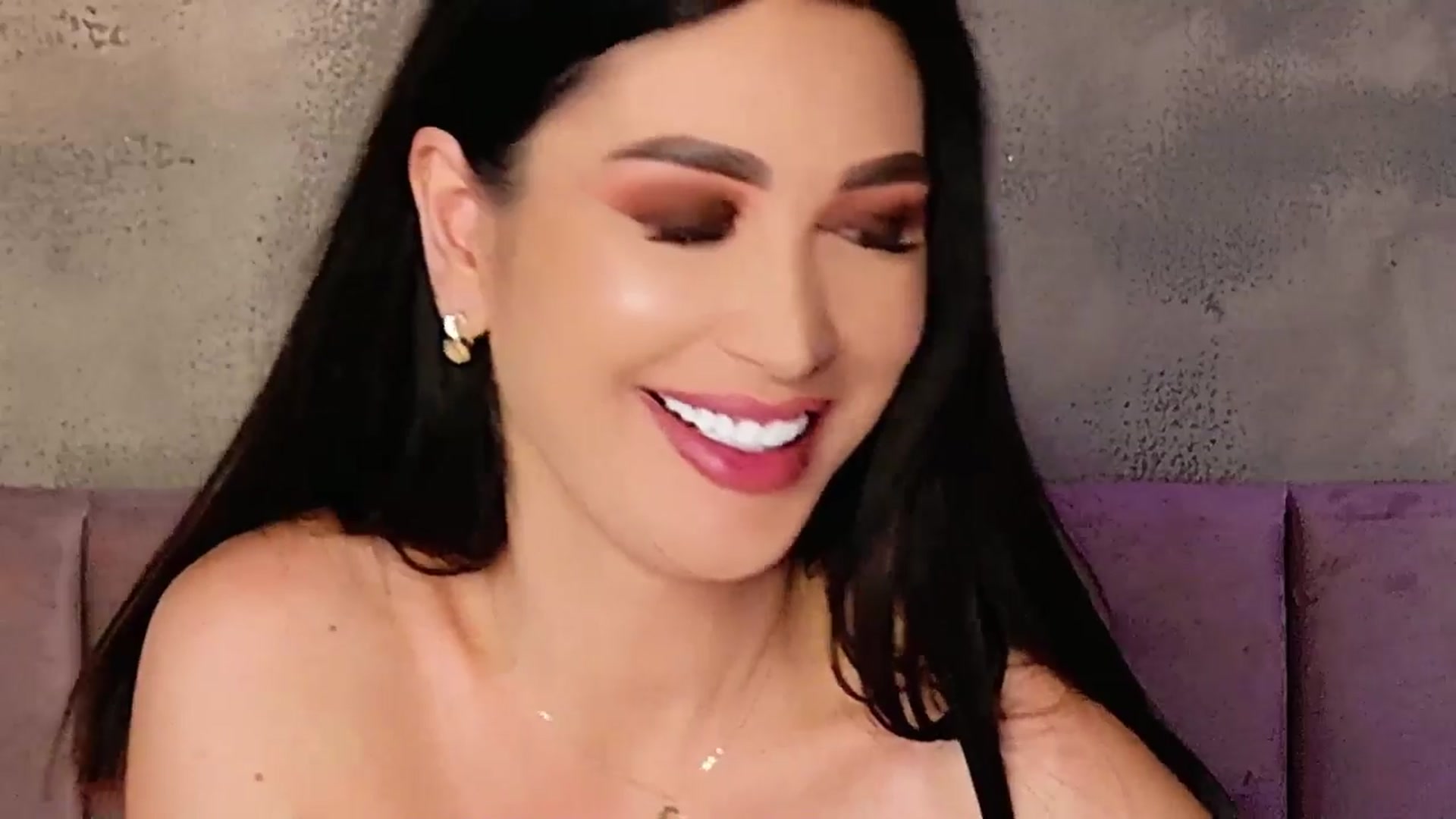 Gallery image thumbnail from AllisonDesire's myfreecams stream on, 07/20/2025, 12:07 image 14 of 20