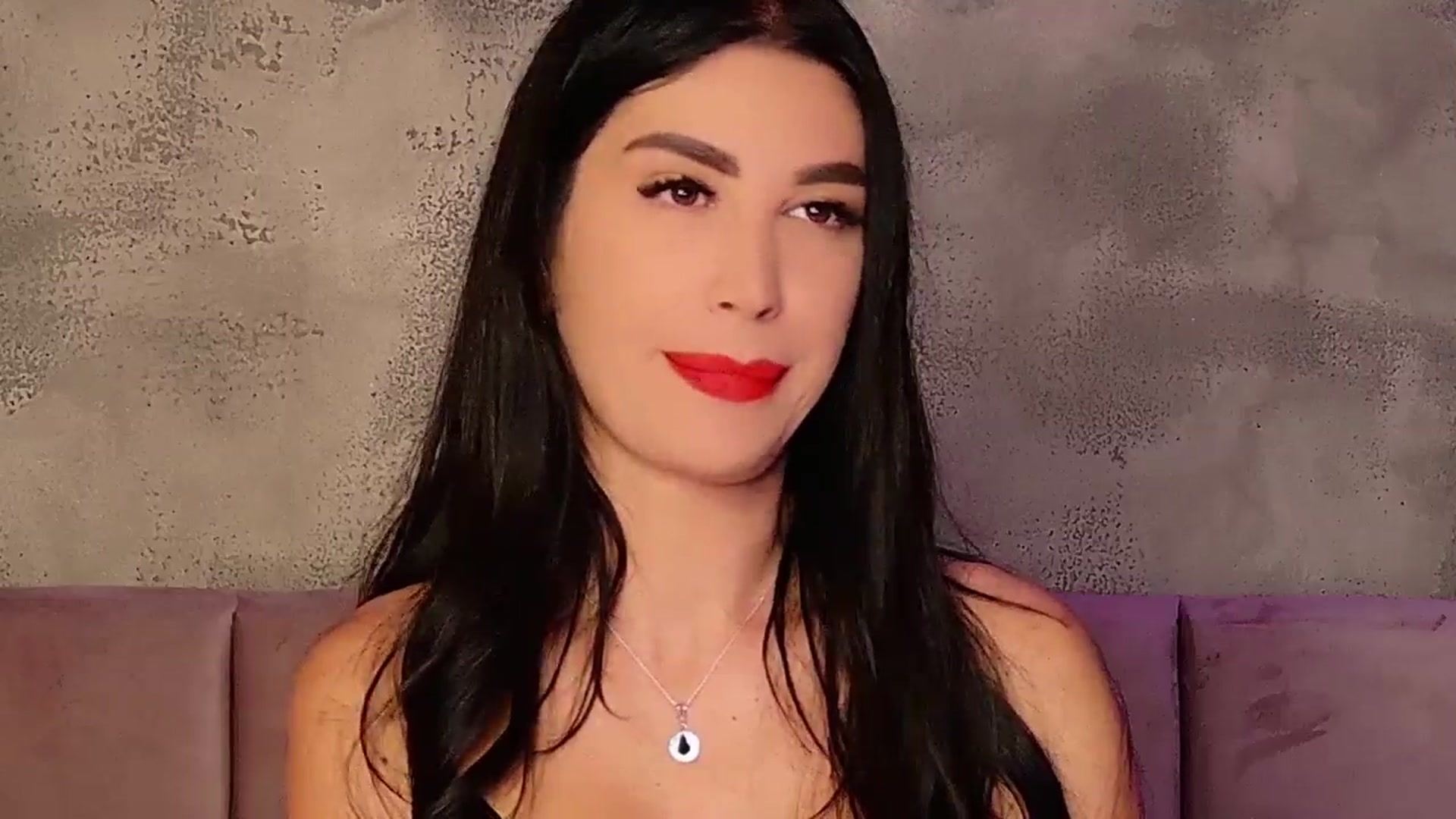 Gallery image thumbnail from AllisonDesire's myfreecams stream on, 10/31/2025, 17:08 image 2 of 20