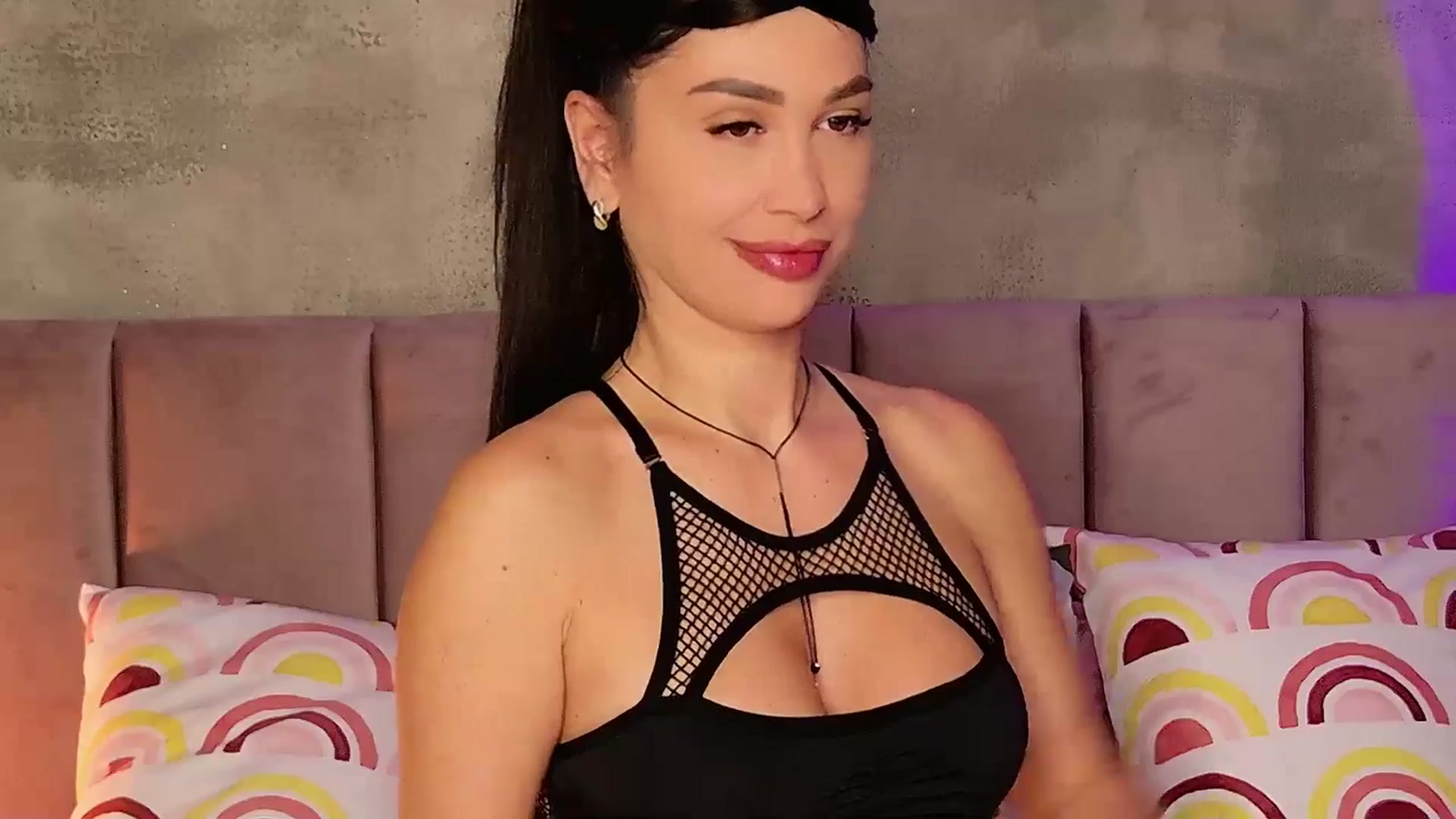 Gallery image thumbnail from AllisonDesire's myfreecams stream on, 11/07/2025, 19:43 image 7 of 20