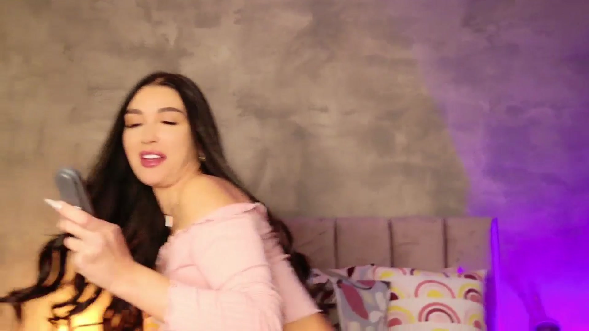 Gallery image thumbnail from AllisonDesire's myfreecams stream on, 11/25/2025, 18:39 image 20 of 20