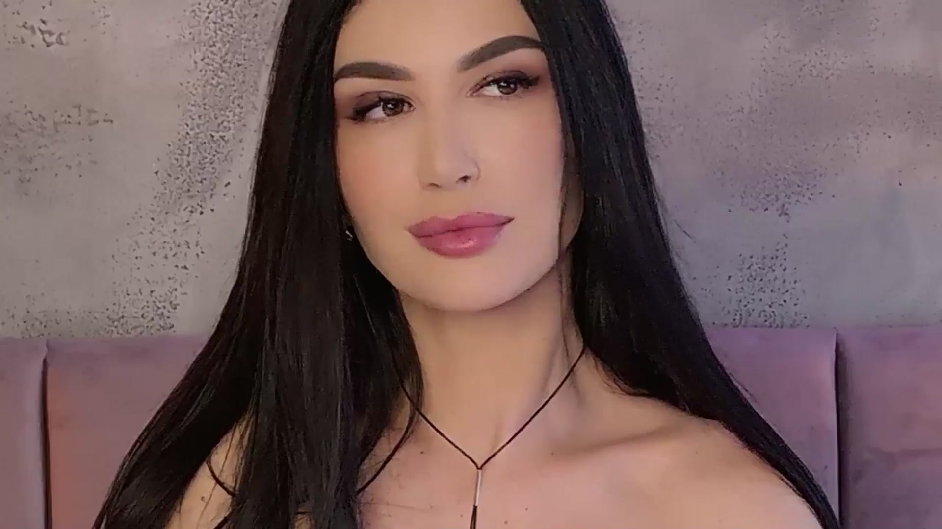 Gallery image thumbnail from AllisonDesire's myfreecams stream on, 12/13/2025, 14:24 image 14 of 20