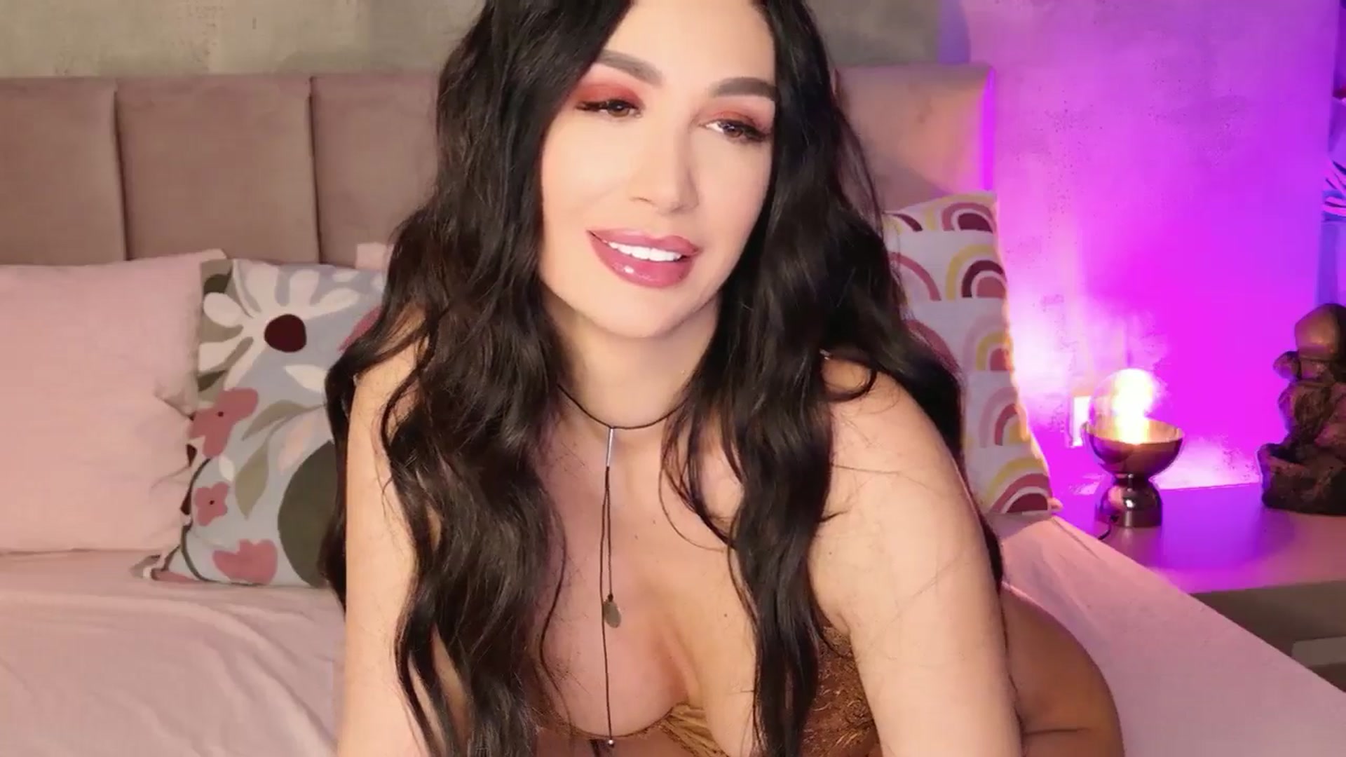 Gallery image thumbnail from AllisonDesire's myfreecams stream on, 01/03/2026, 09:20 image 4 of 20