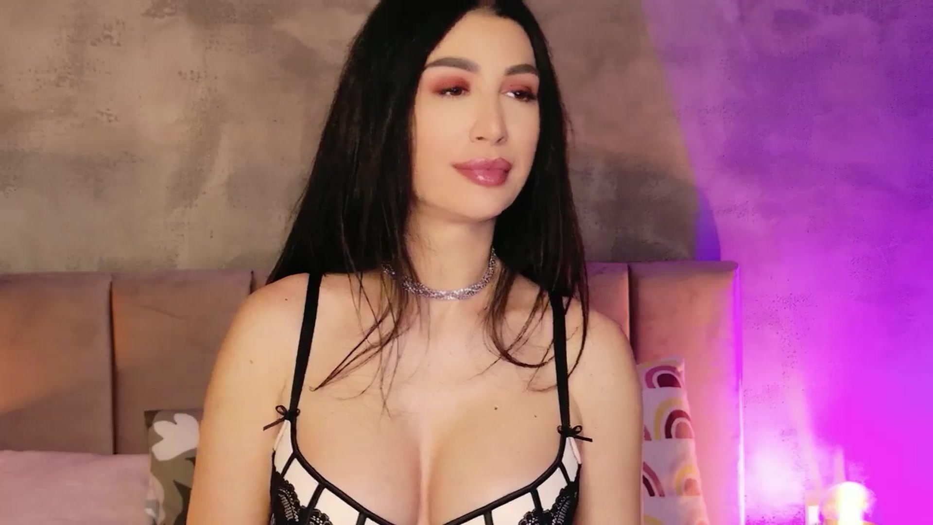 Gallery image thumbnail from AllisonDesire's myfreecams stream on, 01/10/2026, 18:58 image 14 of 20
