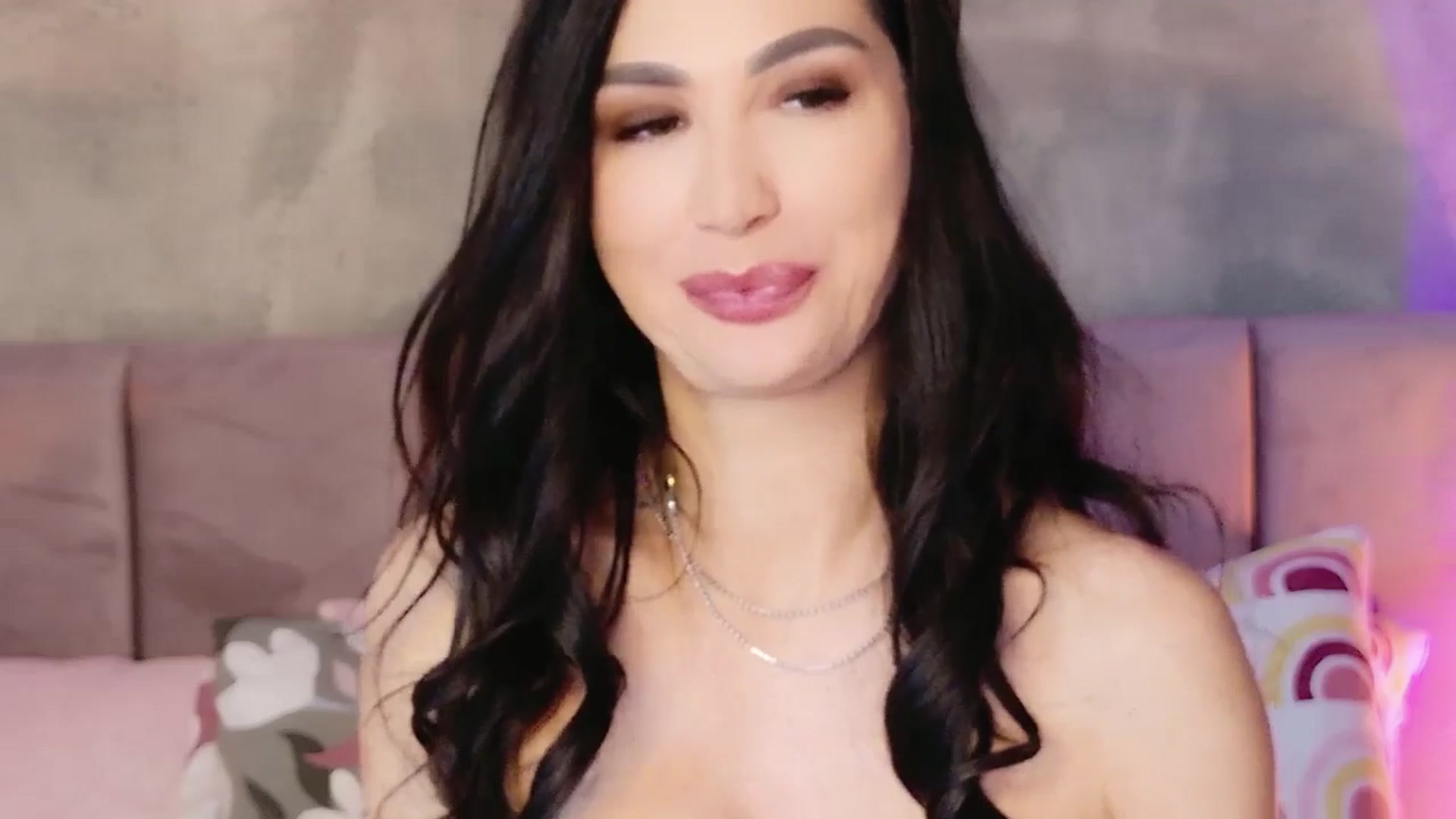 Gallery image thumbnail from AllisonDesire's myfreecams stream on, 01/14/2026, 07:57 image 20 of 20