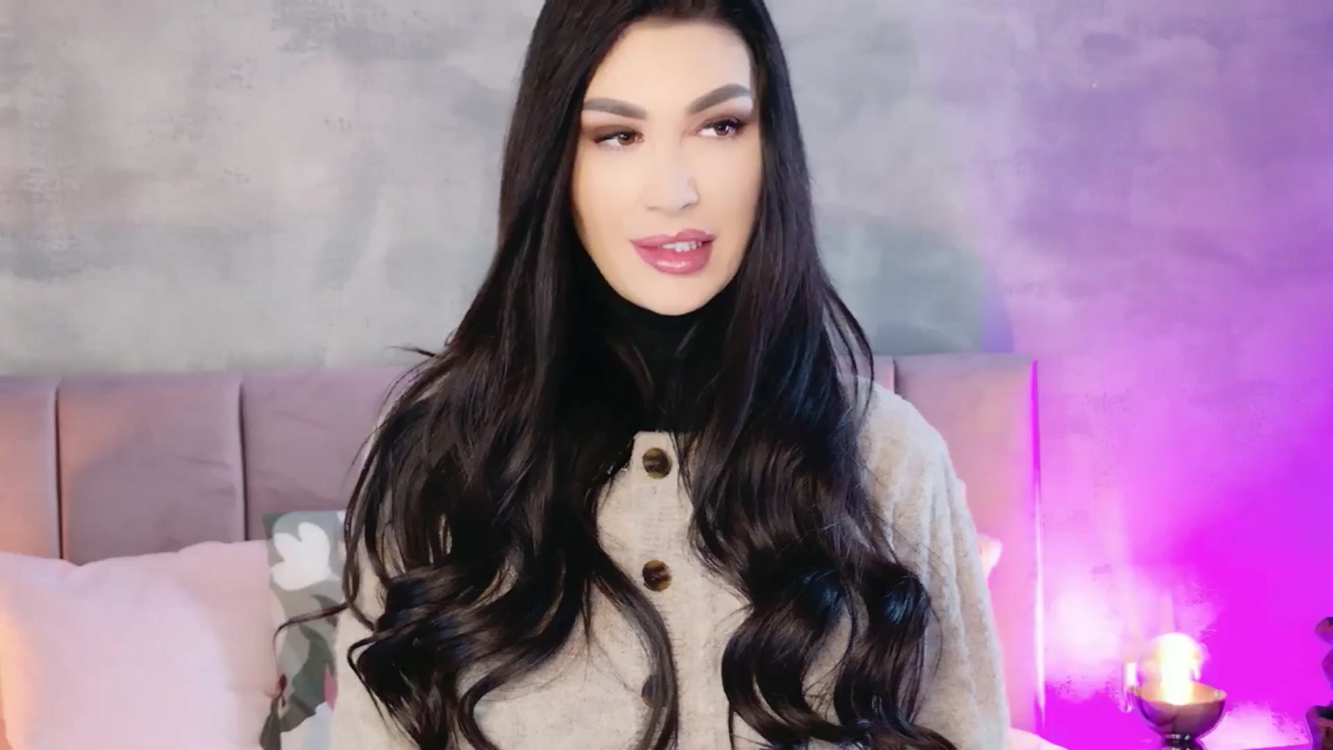 Gallery image thumbnail from AllisonDesire's myfreecams stream on, 01/15/2026, 11:13 image 1 of 20