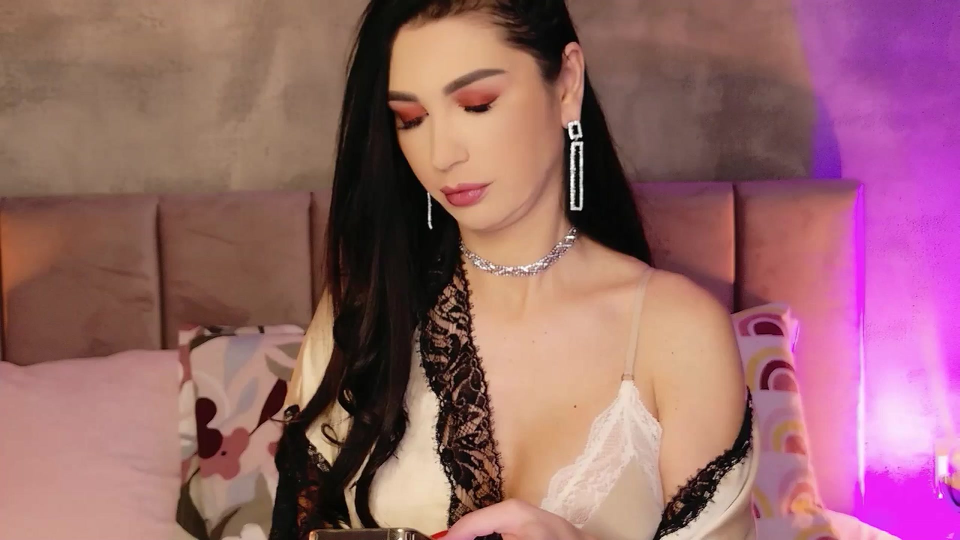 Gallery image thumbnail from AllisonDesire's myfreecams stream on, 01/16/2026, 06:33 image 1 of 20