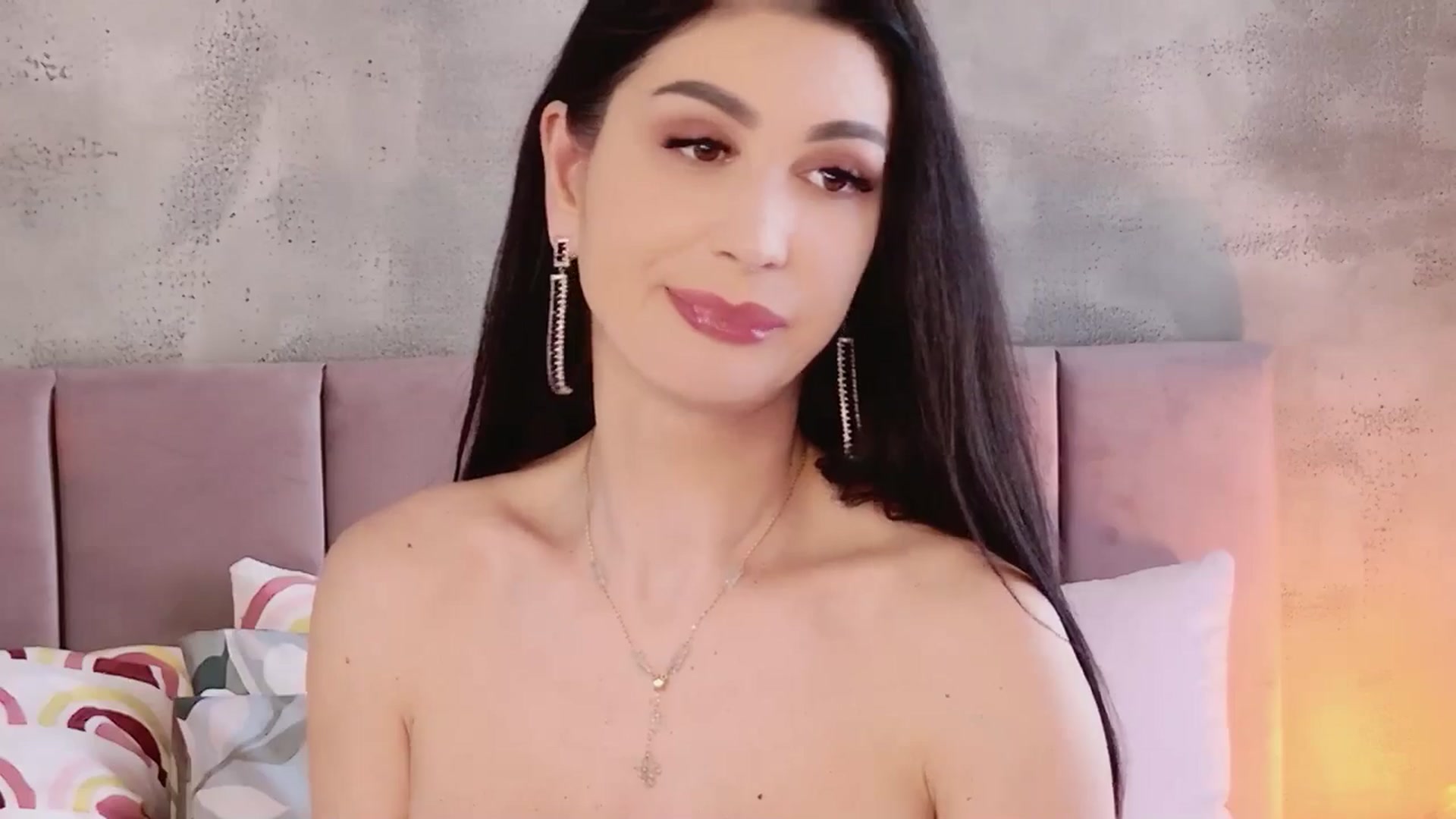 Gallery image thumbnail from AllisonDesire's myfreecams stream on, 01/28/2026, 10:25 image 16 of 20