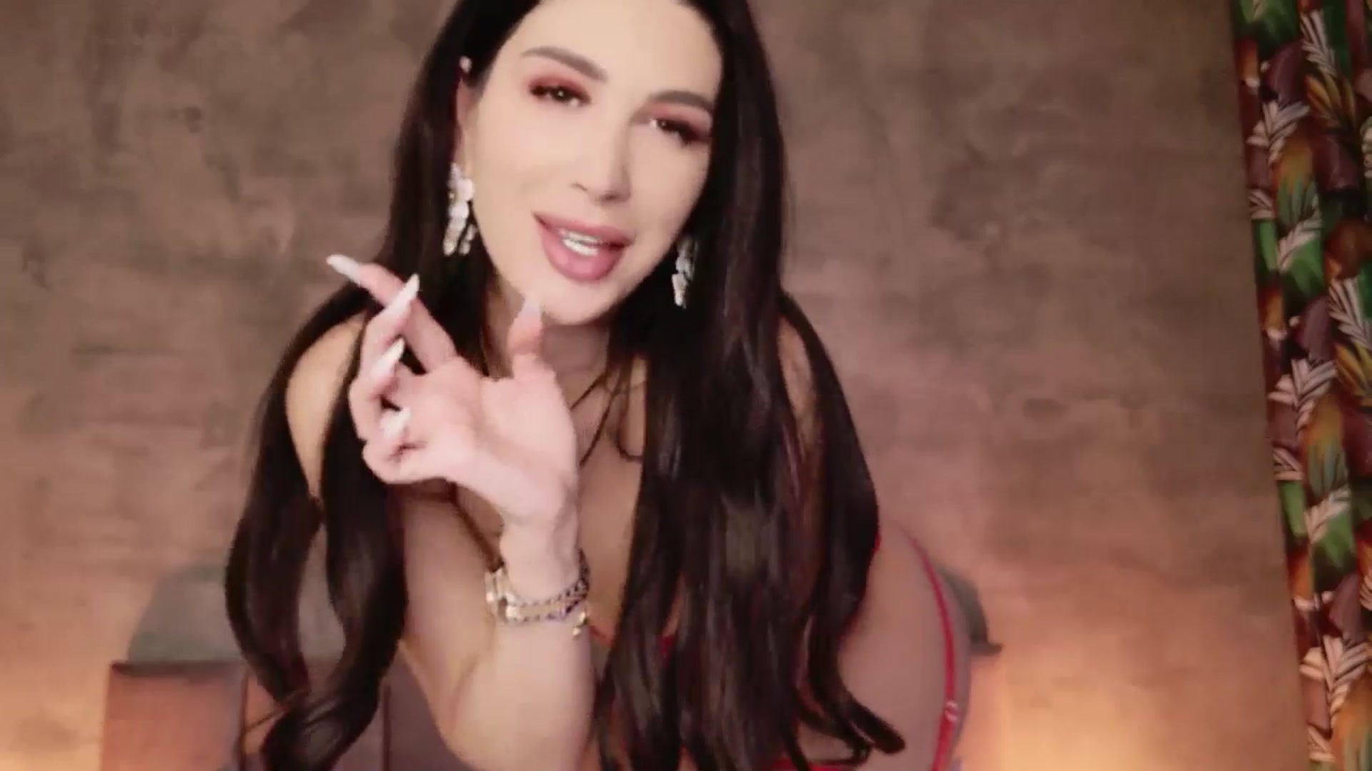 Gallery image thumbnail from AllisonDesire's myfreecams stream on, 02/01/2026, 15:02 image 18 of 20