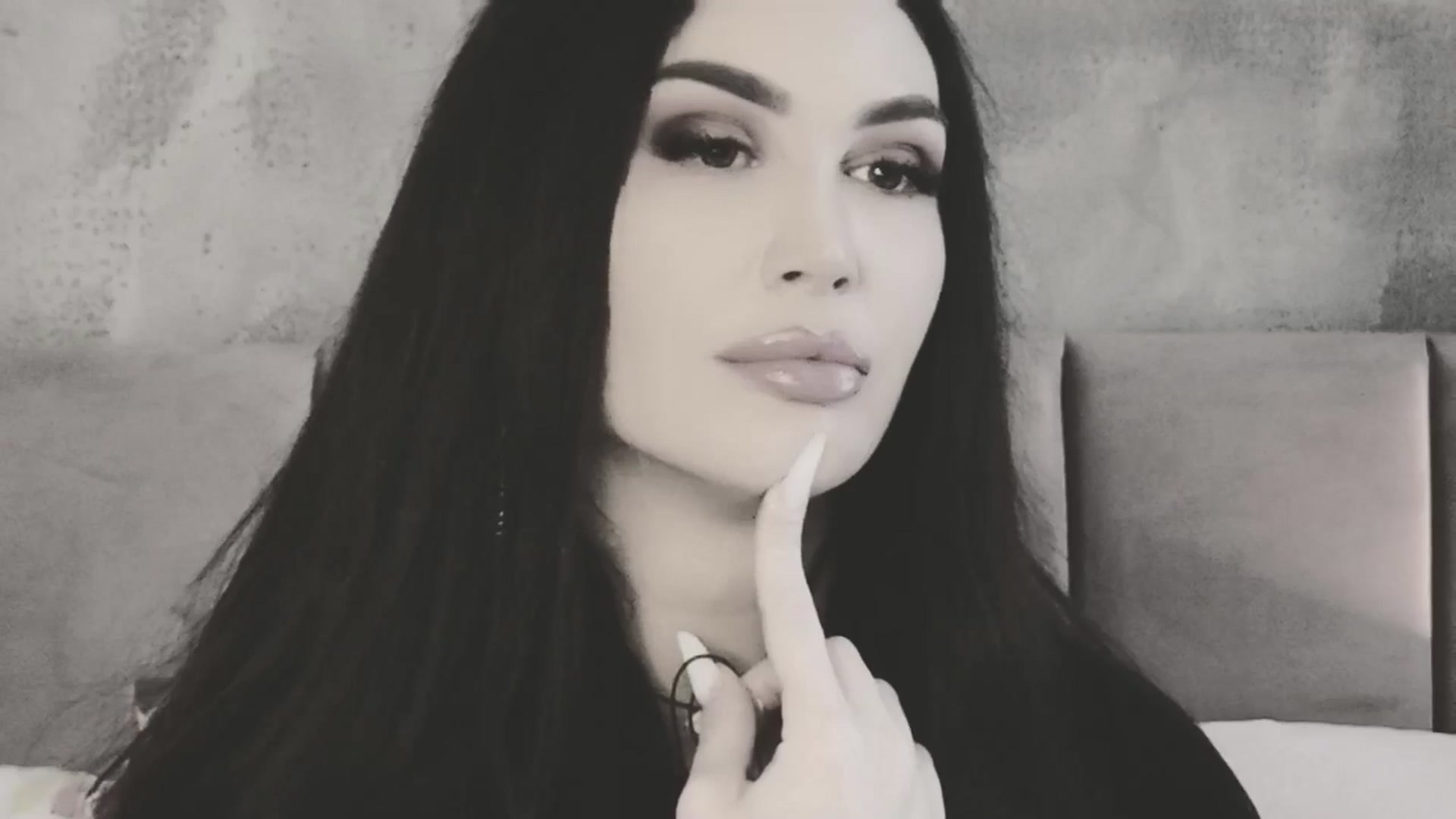 Gallery image thumbnail from AllisonDesire's myfreecams stream on, 02/21/2026, 15:02 image 6 of 20