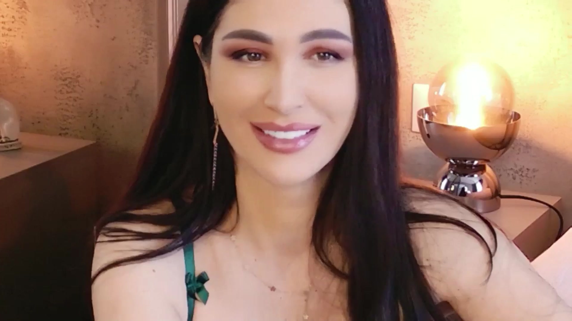 Gallery image thumbnail from AllisonDesire's myfreecams stream on, 02/25/2026, 07:55 image 14 of 20