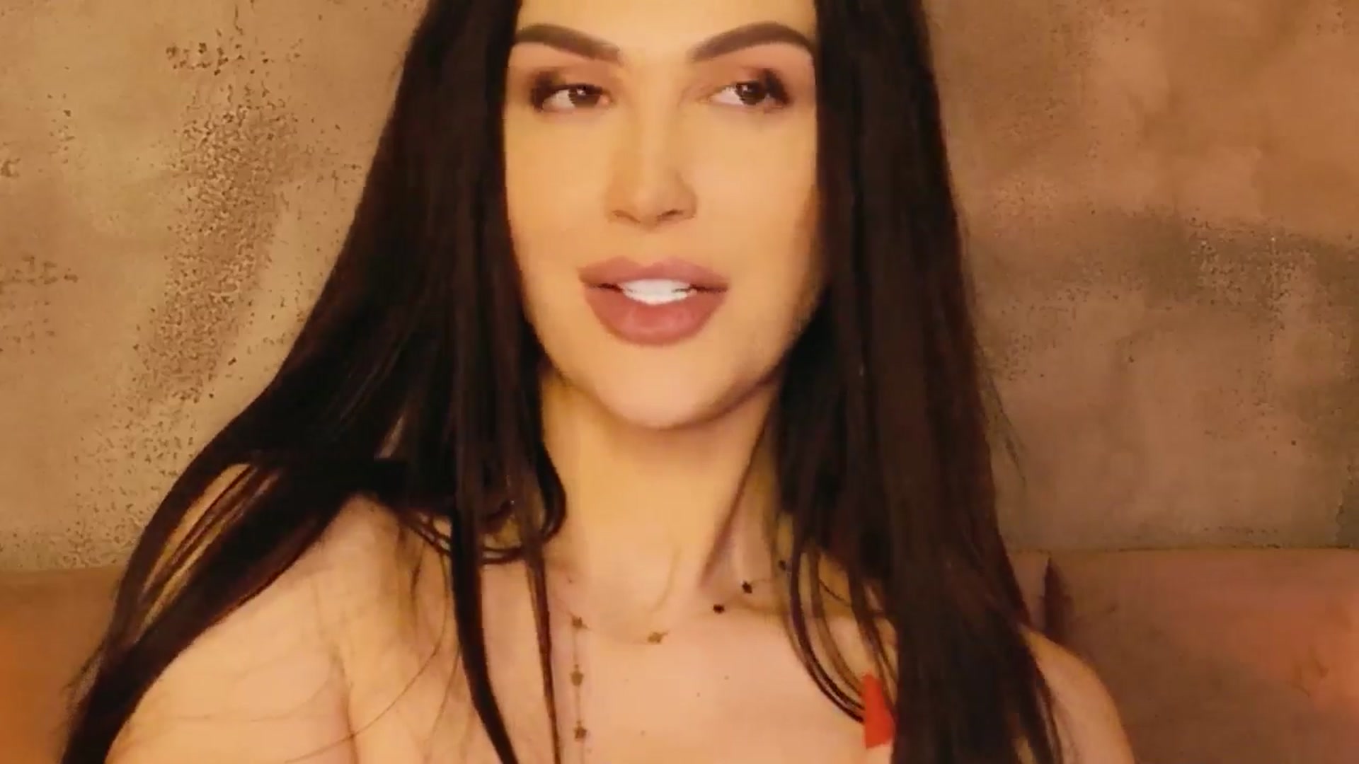Gallery image thumbnail from AllisonDesire's myfreecams stream on, 02/26/2026, 16:43 image 18 of 20