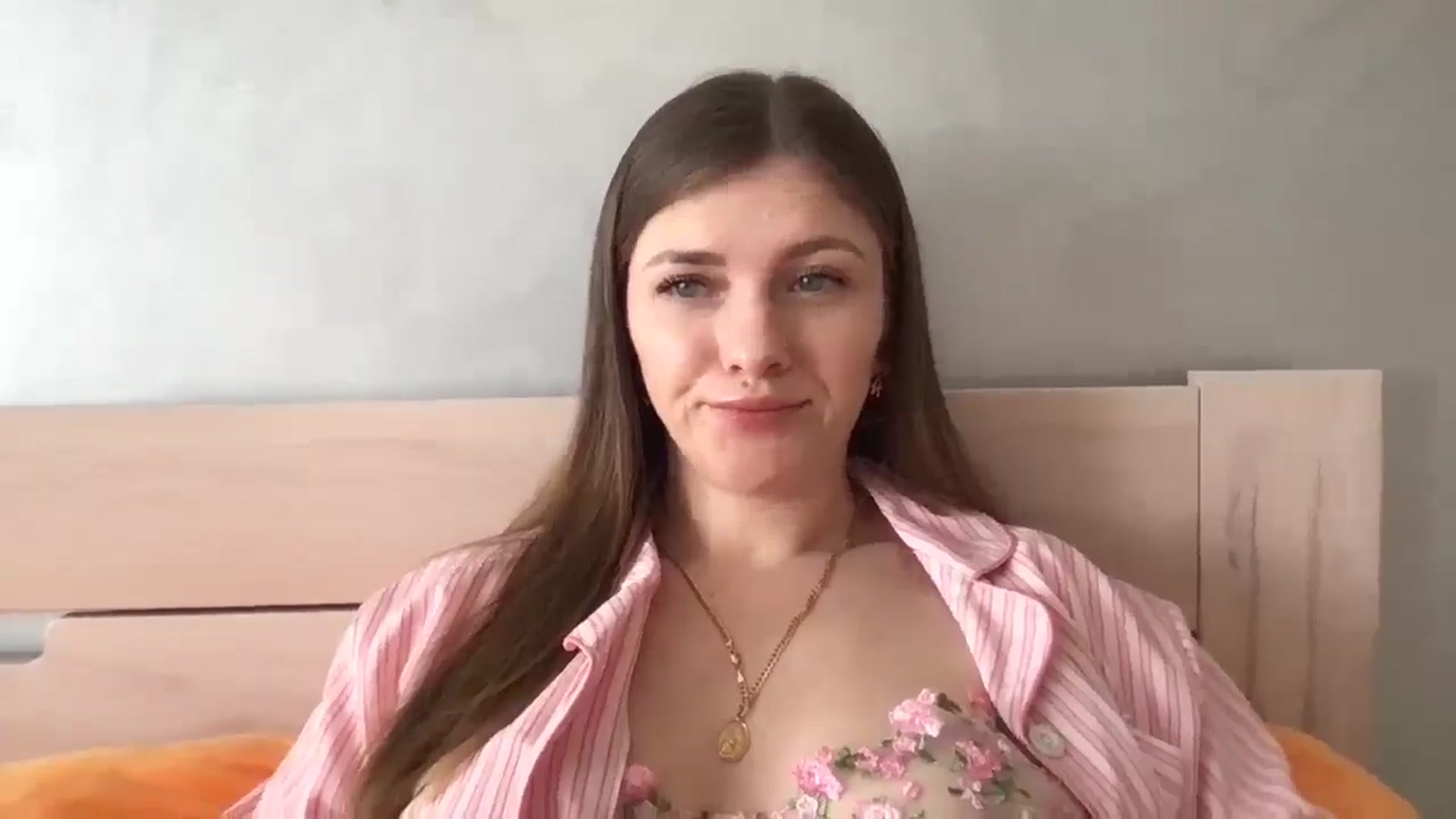 Gallery image thumbnail from AllisonWright's myfreecams stream on, 04/04/2026, 13:27 image 13 of 20