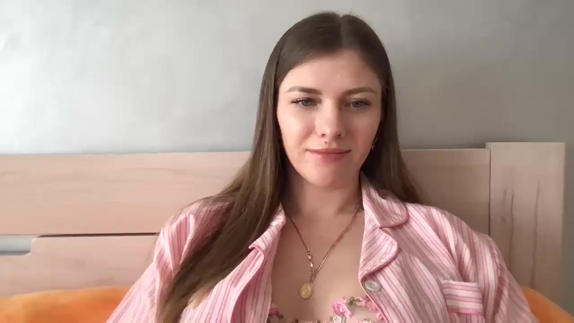 Gallery image thumbnail from AllisonWright's myfreecams stream on, 04/04/2026, 13:27 image 10 of 20