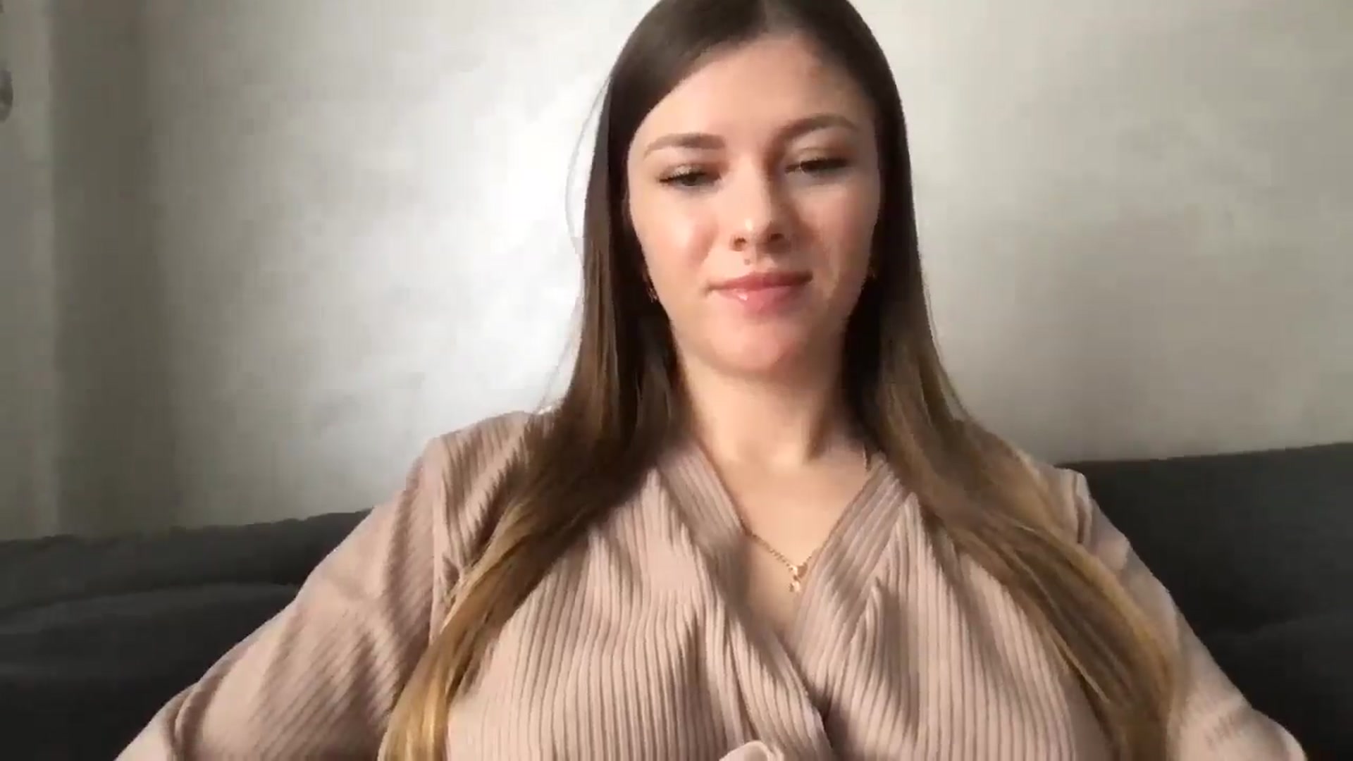 Gallery image thumbnail from AllisonWright's myfreecams stream on, 04/16/2026, 10:05 image 6 of 20