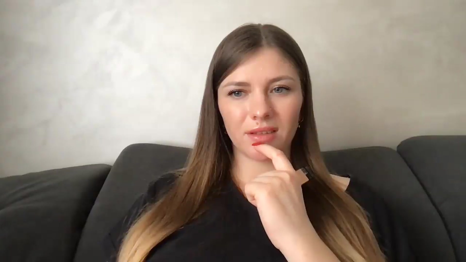 Gallery image thumbnail from AllisonWright's myfreecams stream on, 04/21/2026, 15:26 image 10 of 20