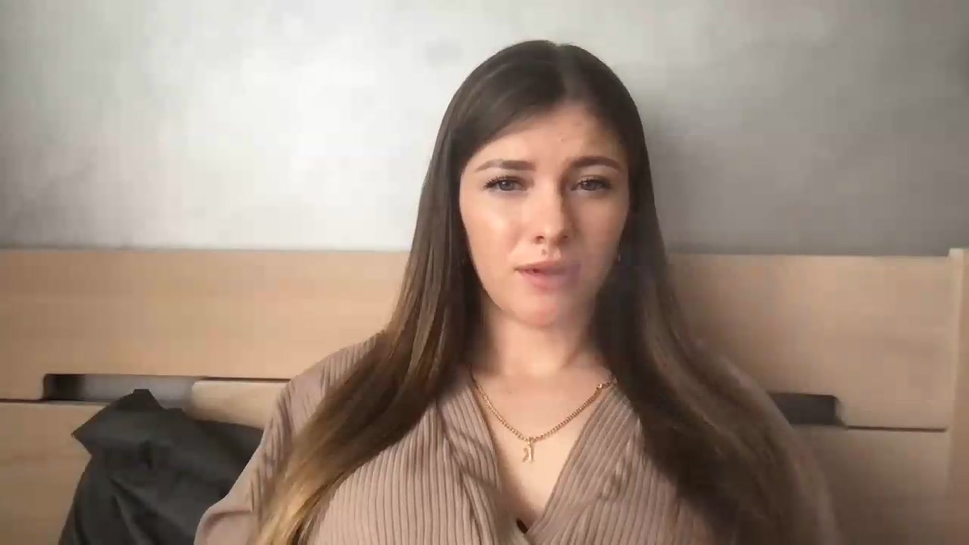 Gallery image thumbnail from AllisonWright's myfreecams stream on, 05/31/2026, 10:01 image 14 of 20