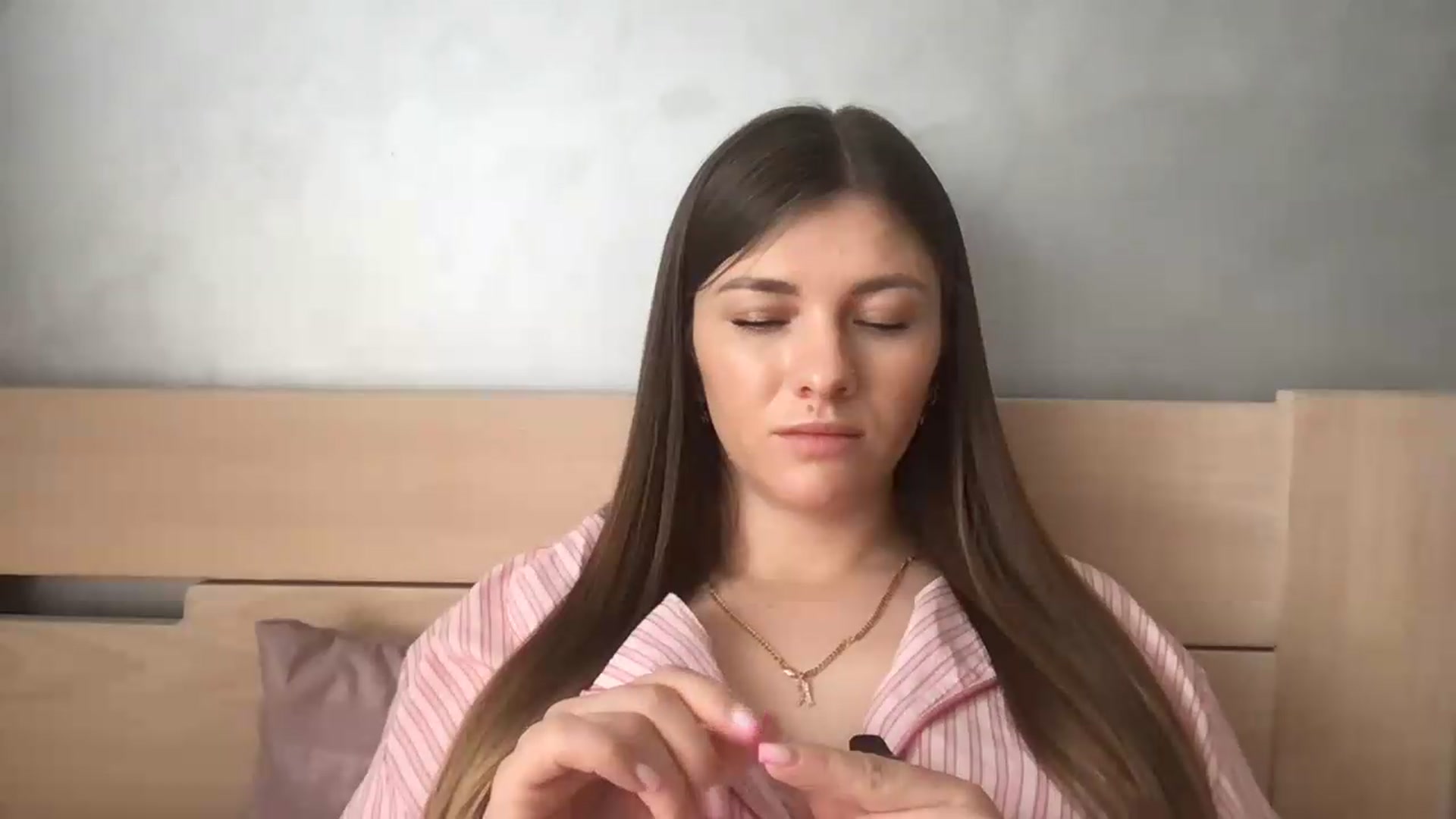 Gallery image thumbnail from AllisonWright's myfreecams stream on, 06/16/2026, 11:58 image 14 of 20