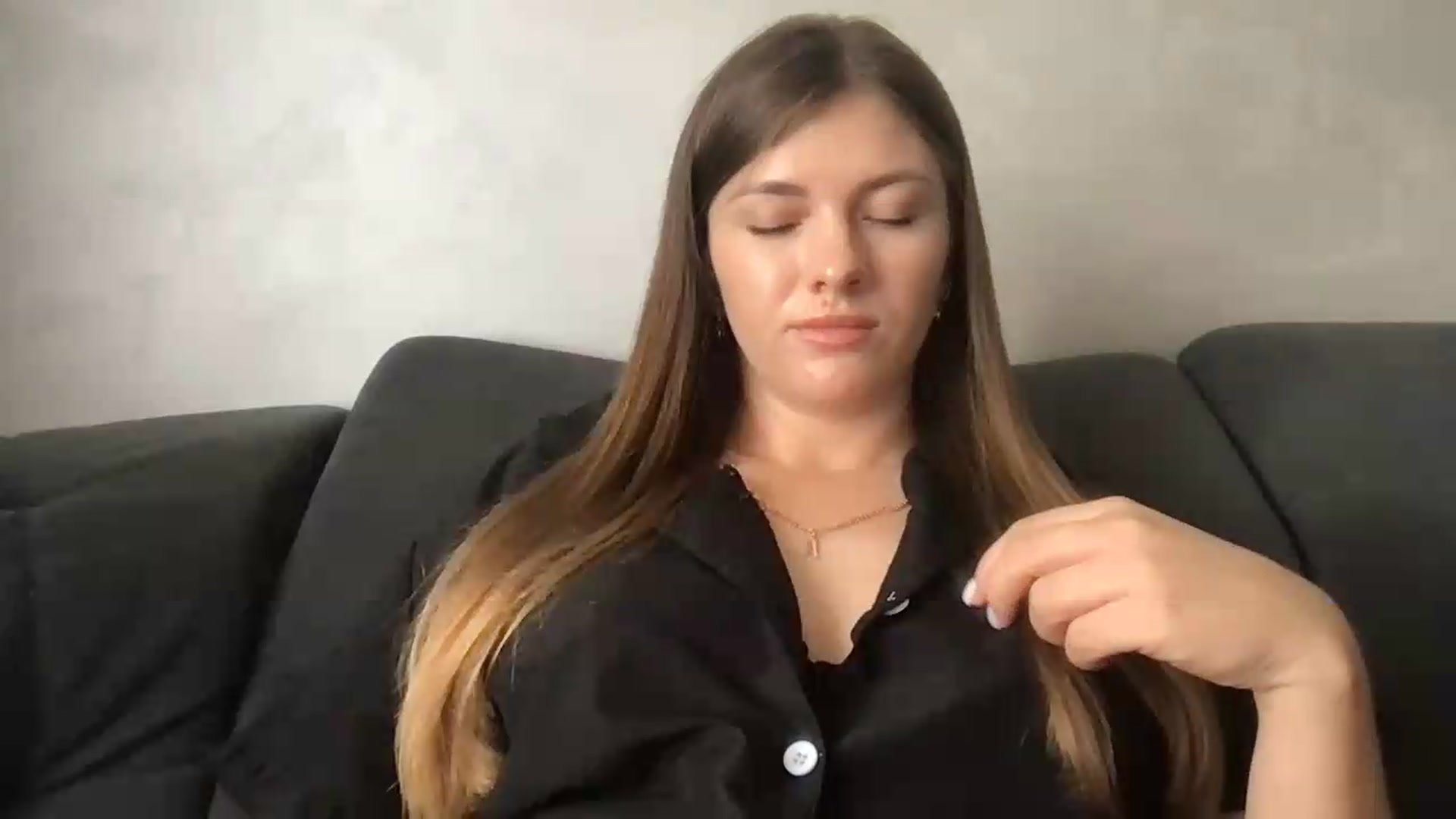 Gallery image thumbnail from AllisonWright's myfreecams stream on, 08/17/2026, 10:05 image 17 of 20
