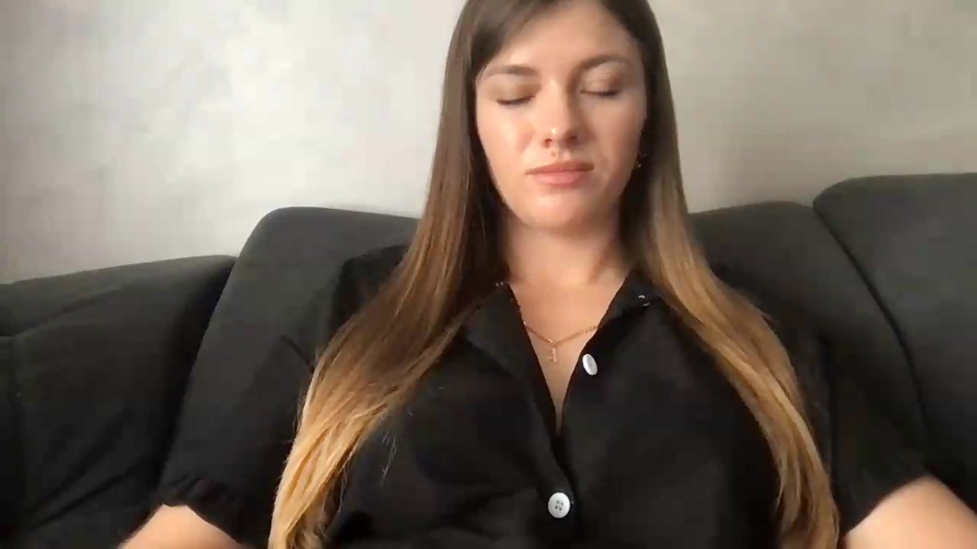 Gallery image thumbnail from AllisonWright's myfreecams stream on, 08/17/2026, 10:05 image 6 of 20