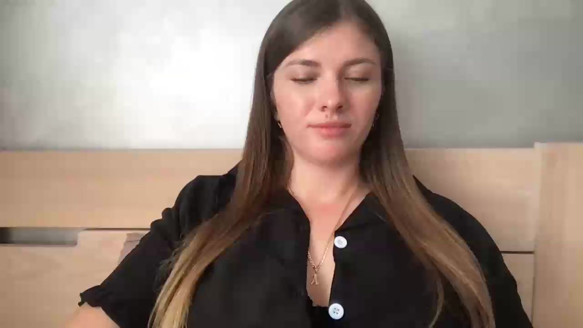 Gallery image thumbnail from AllisonWright's myfreecams stream on, 08/17/2026, 13:21 image 1 of 20
