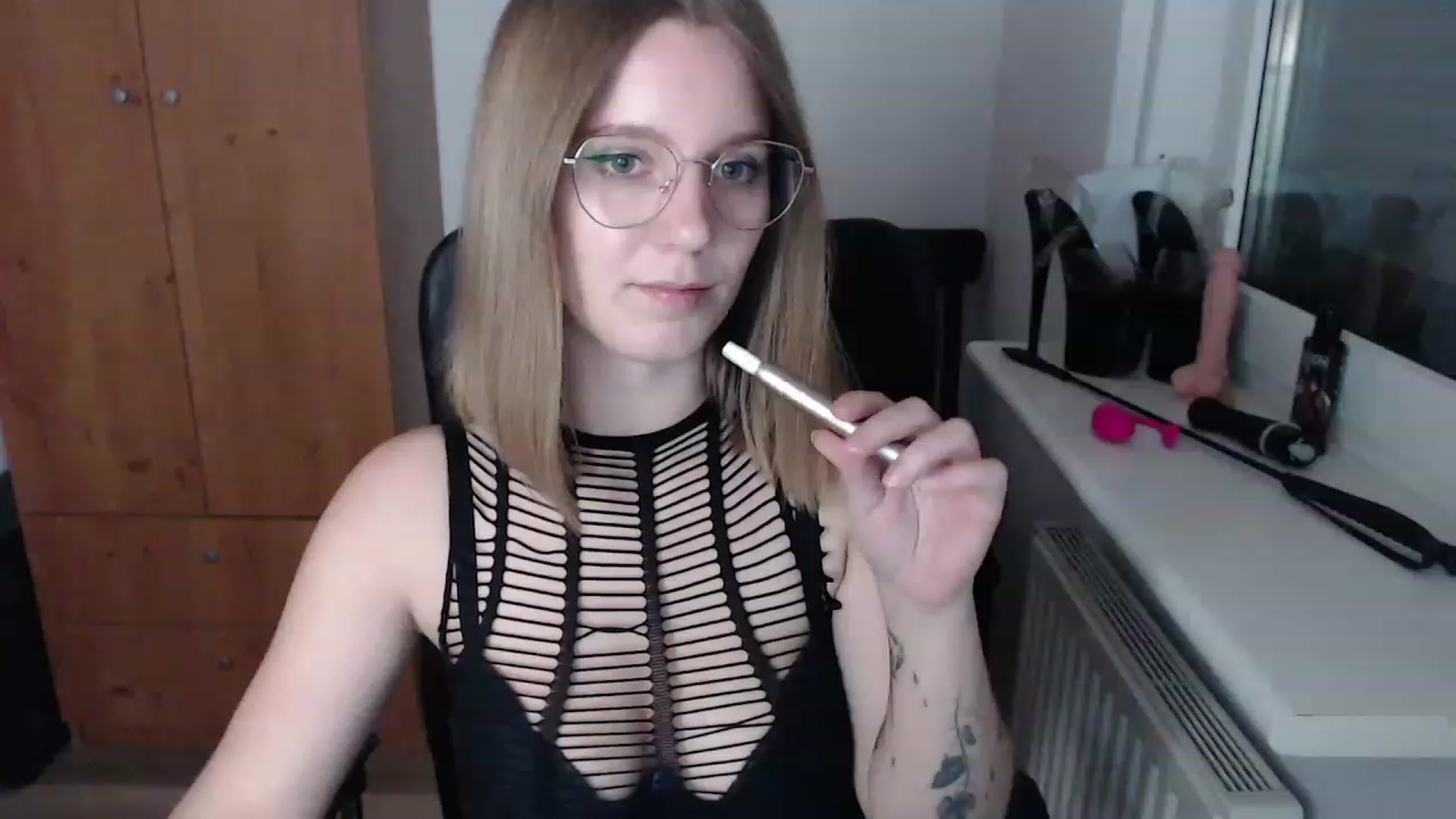 Gallery image thumbnail from Allison_here's myfreecams stream on, 11/22/2022, 16:41 image 20 of 20
