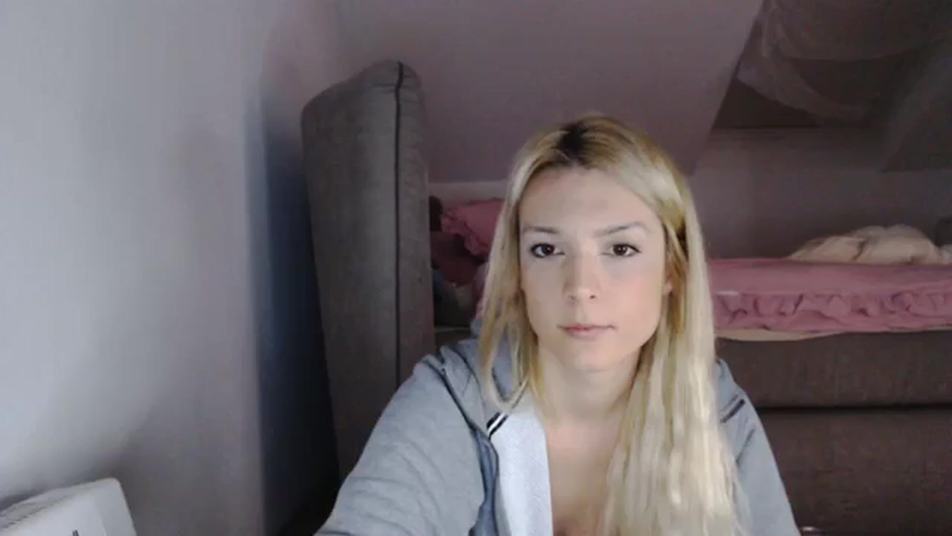 Gallery image thumbnail from AllleeS's myfreecams stream on, 10/23/2023, 14:12 image 2 of 20