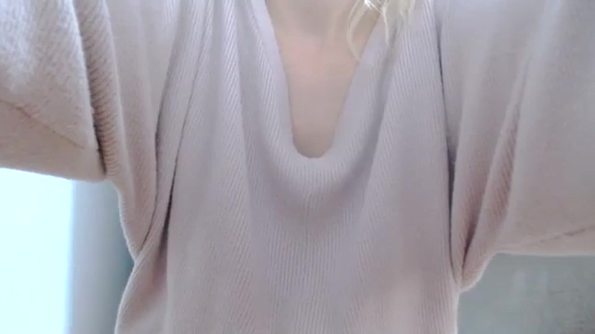 Gallery image thumbnail from AllleeS's myfreecams stream on, 10/26/2023, 13:32 image 13 of 20