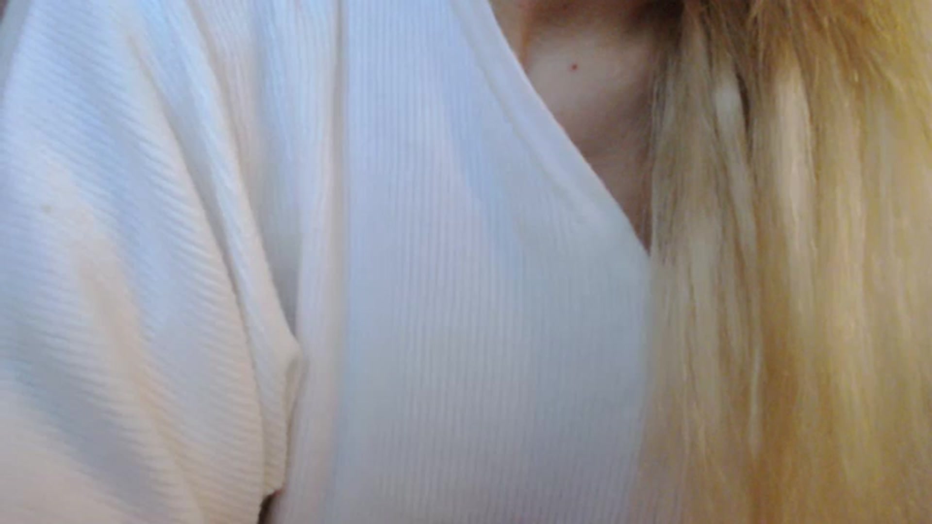 Gallery image thumbnail from AllleeS's myfreecams stream on, 11/13/2023, 14:14 image 6 of 20