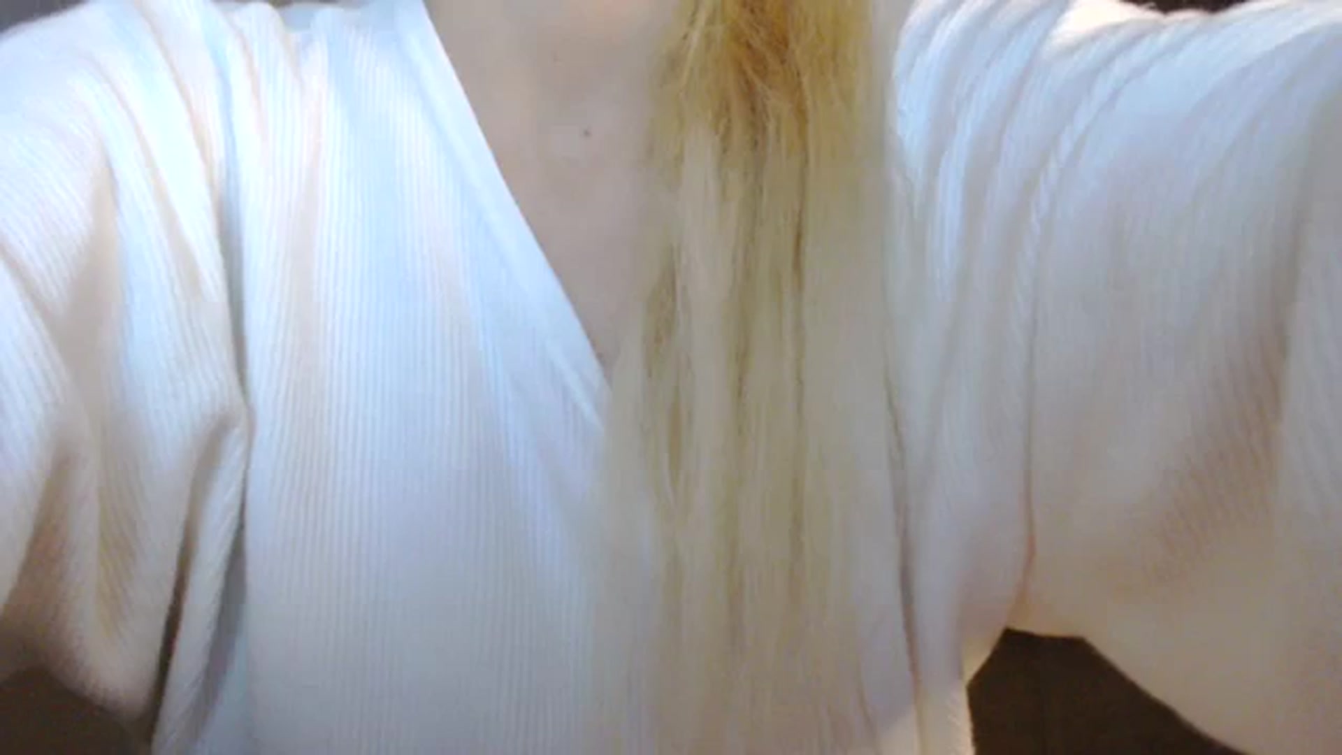 Gallery image thumbnail from AllleeS's myfreecams stream on, 11/13/2023, 14:14 image 16 of 20
