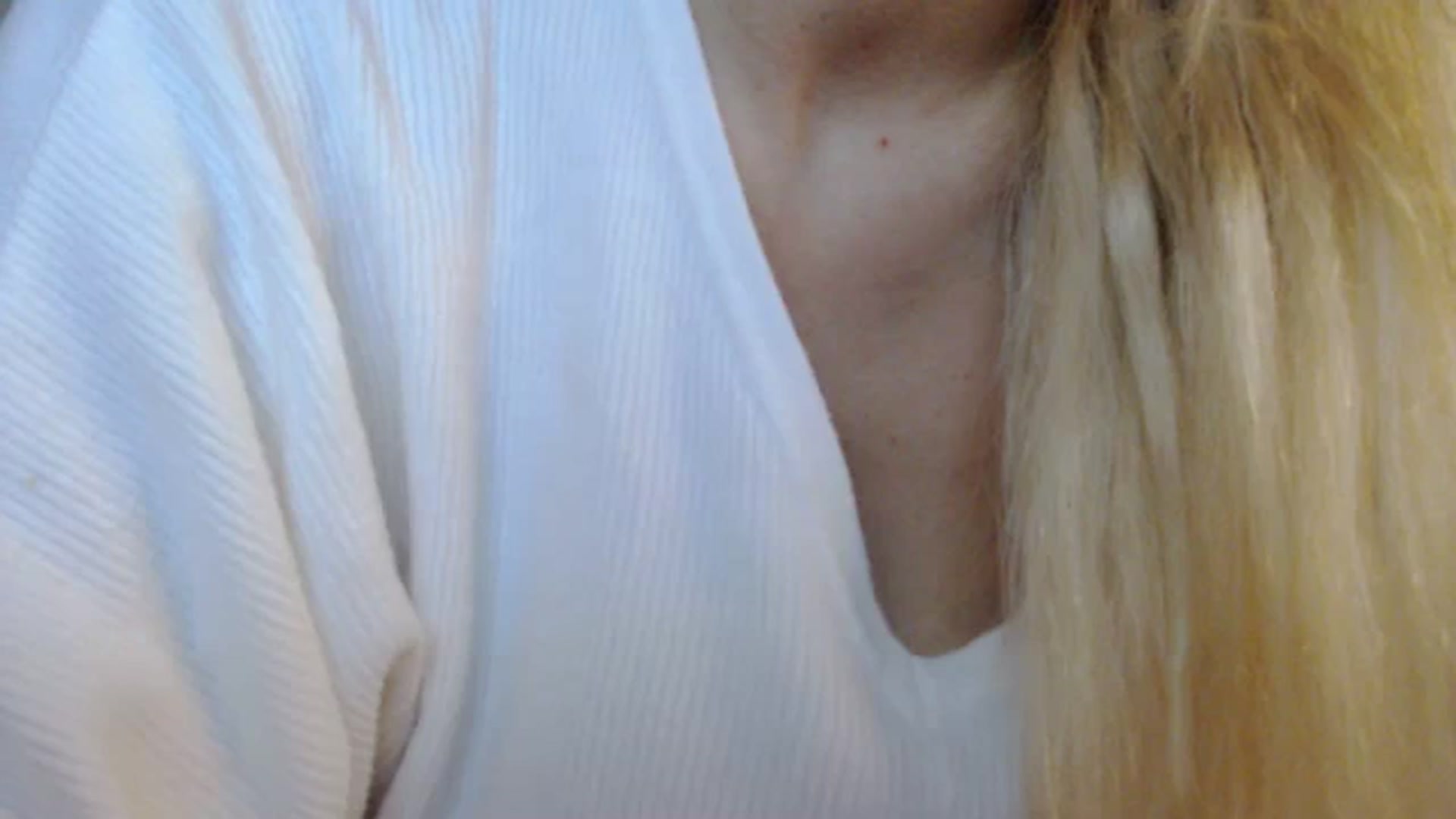 Gallery image thumbnail from AllleeS's myfreecams stream on, 11/13/2023, 14:14 image 14 of 20