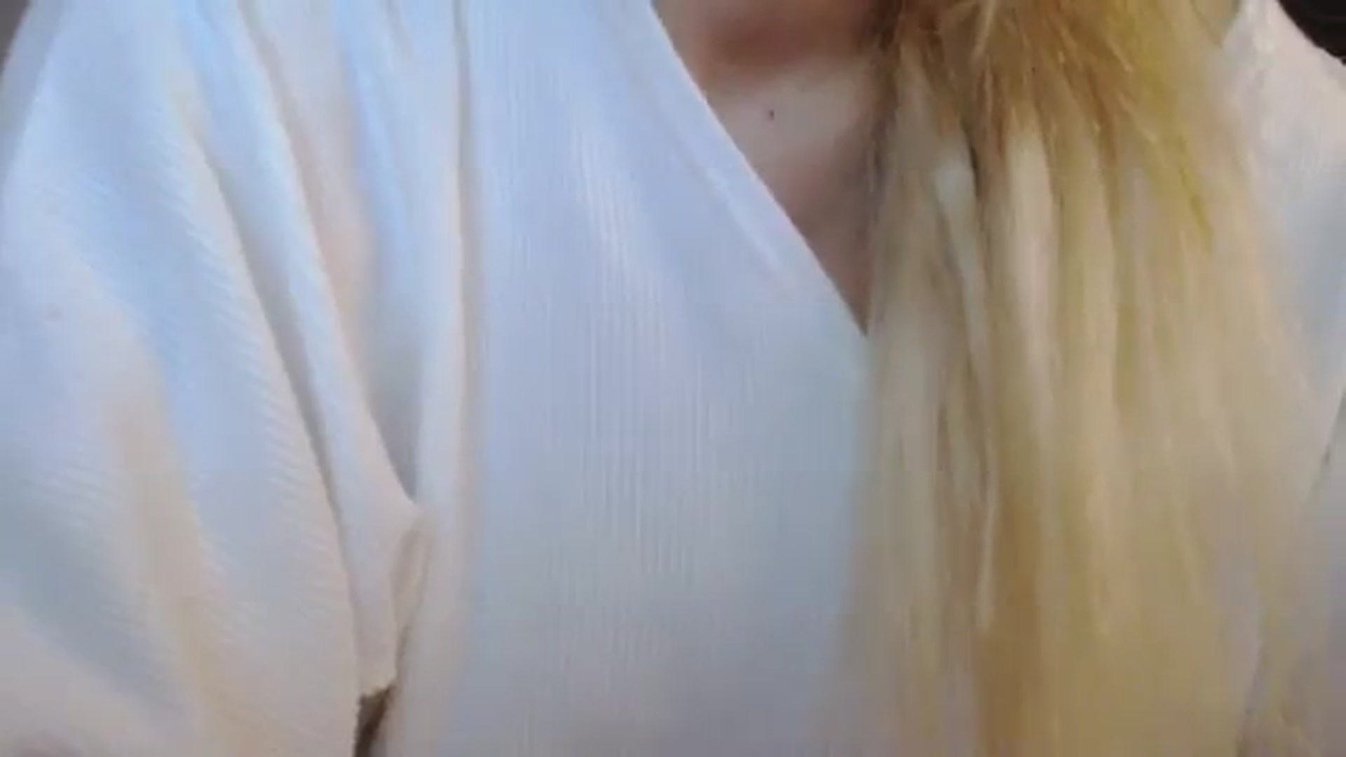 Gallery image thumbnail from AllleeS's myfreecams stream on, 11/13/2023, 14:14 image 3 of 20