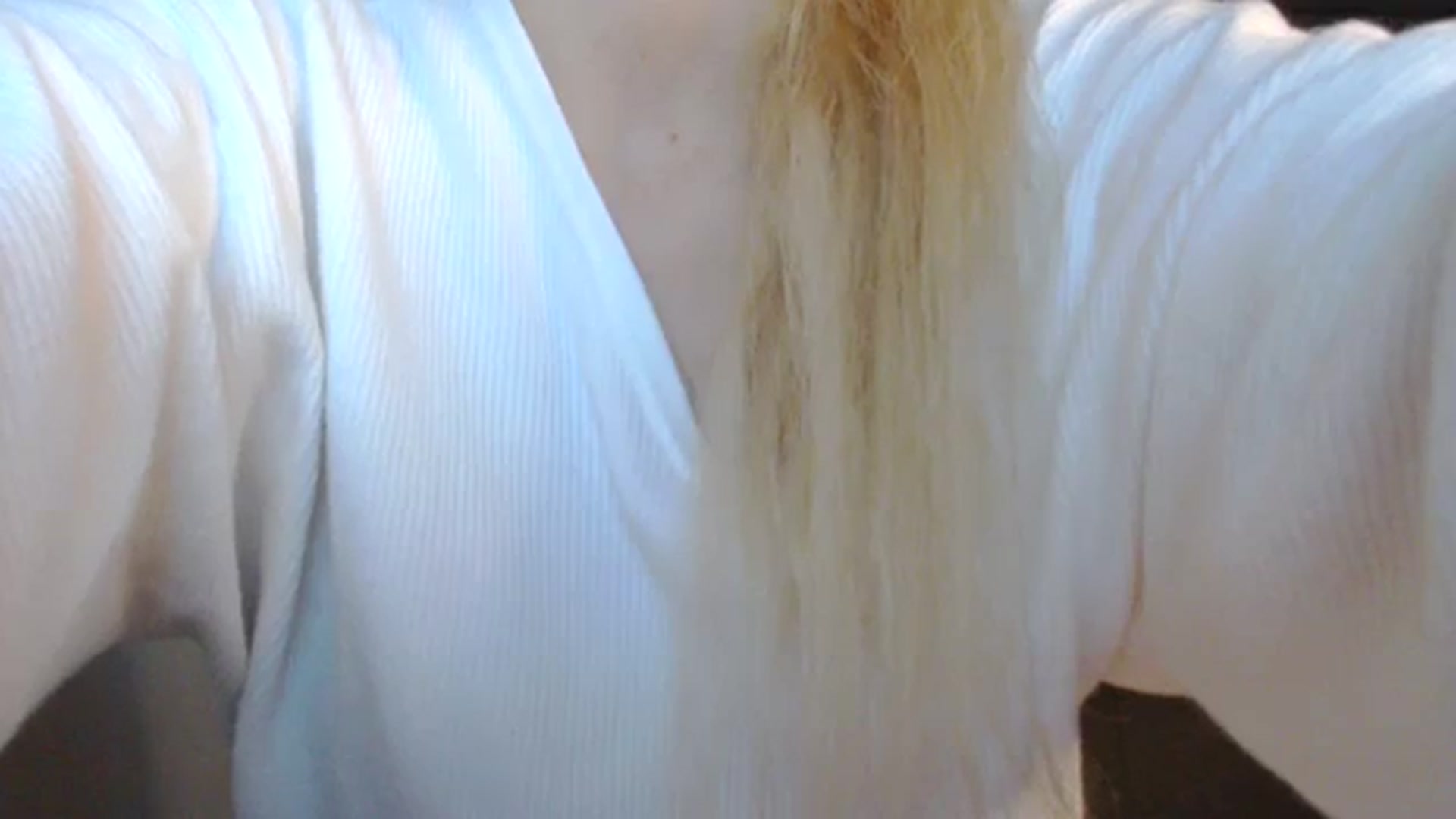 Gallery image thumbnail from AllleeS's myfreecams stream on, 11/13/2023, 14:14 image 11 of 20