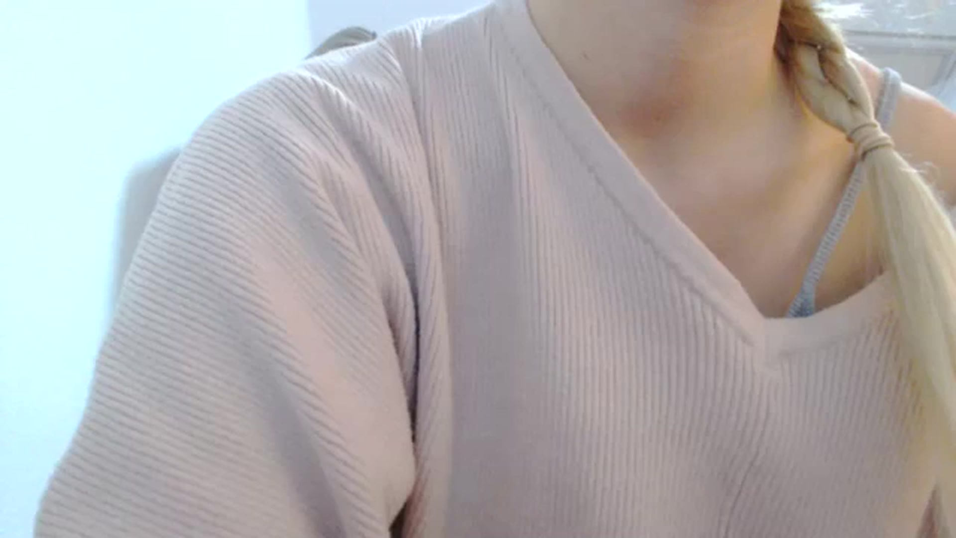 Gallery image thumbnail from AllleeS's myfreecams stream on, 11/29/2023, 15:15 image 16 of 20