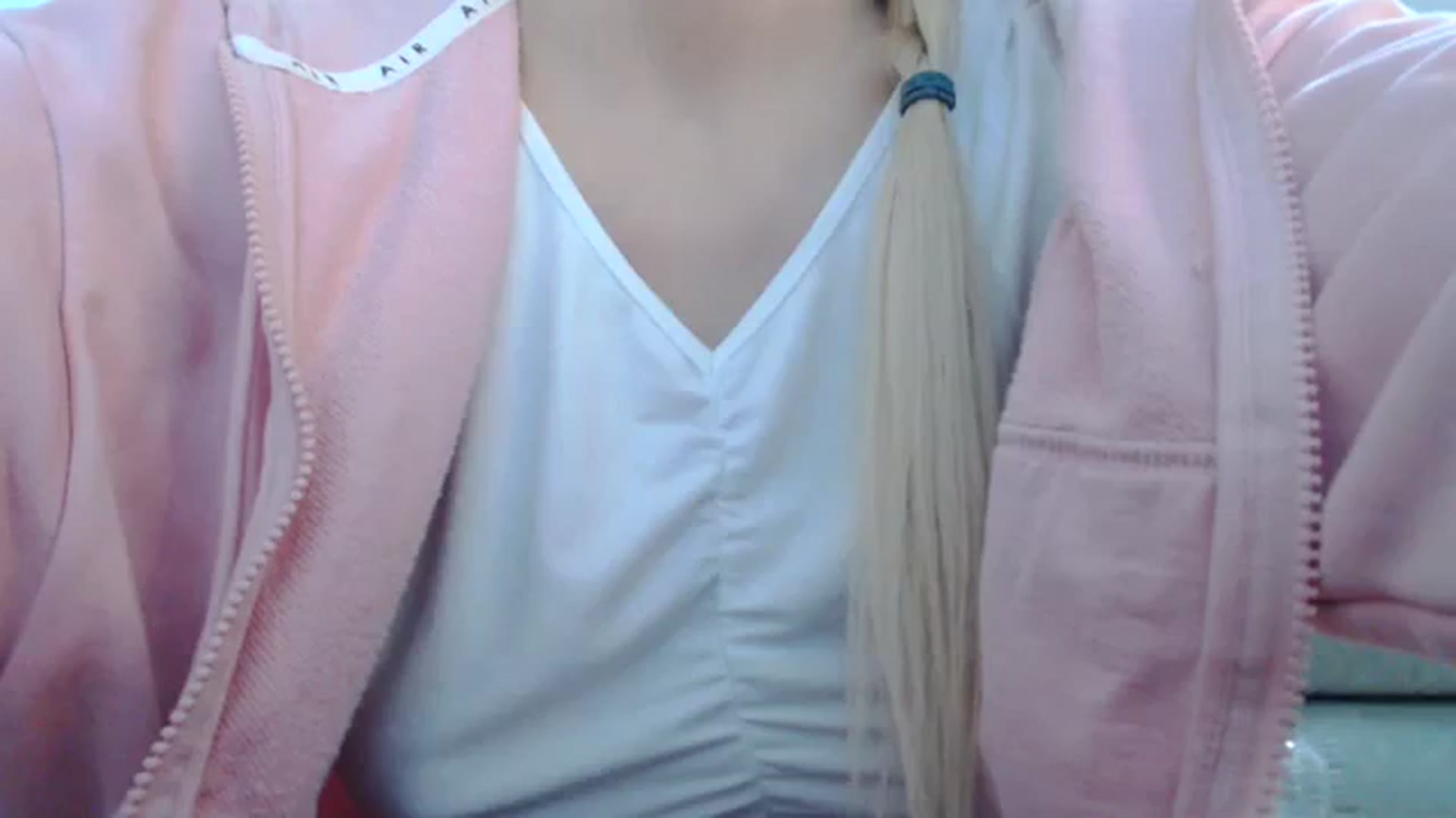 Gallery image thumbnail from AllleeS's myfreecams stream on, 12/14/2023, 14:46 image 19 of 20