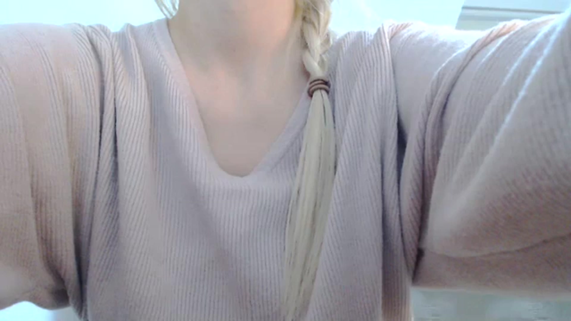 Gallery image thumbnail from AllleeS's myfreecams stream on, 12/17/2023, 15:07 image 20 of 20
